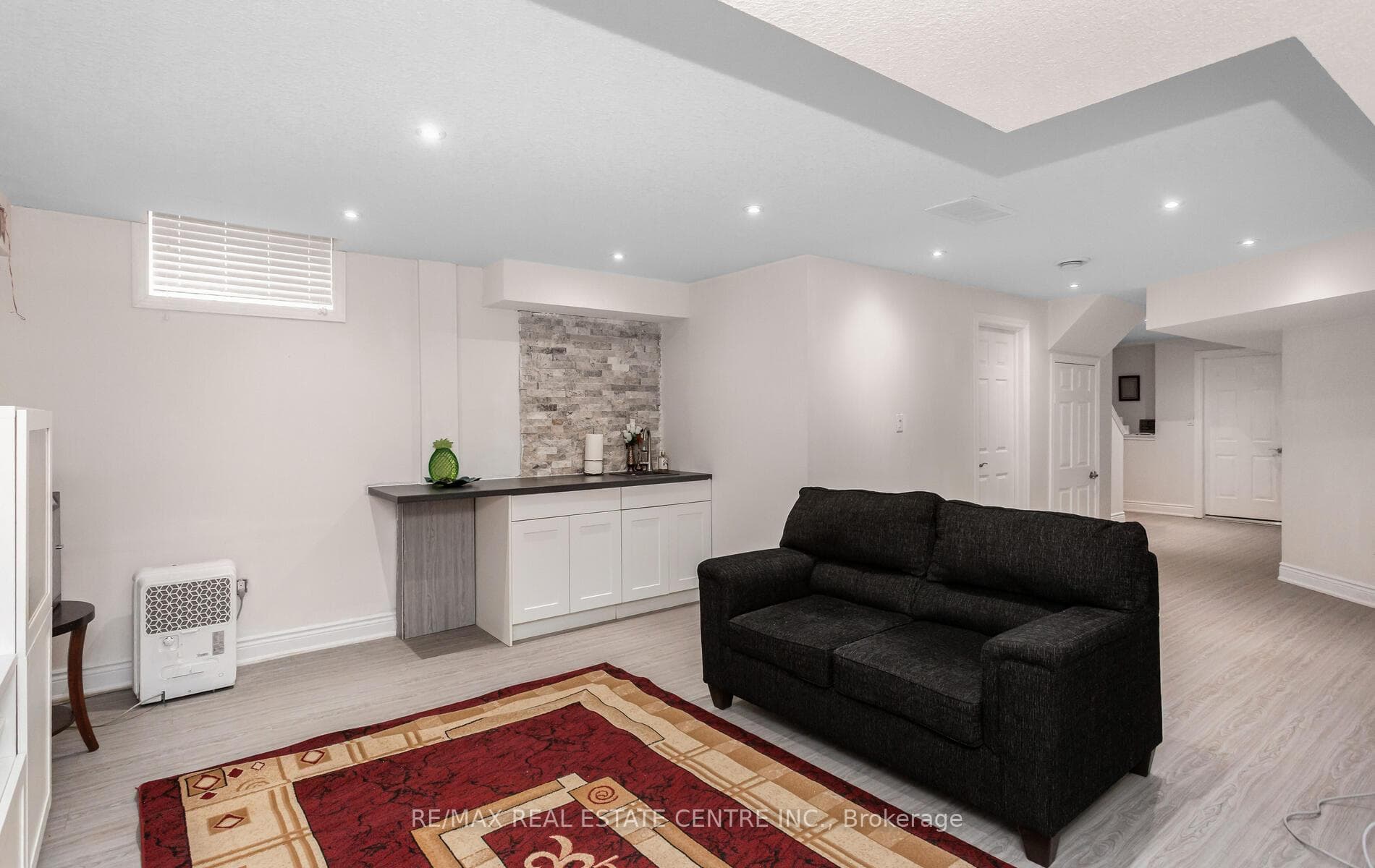 31 Rianna Court - Single Family Home photo 40 of 50 in Hamilton, Ontario