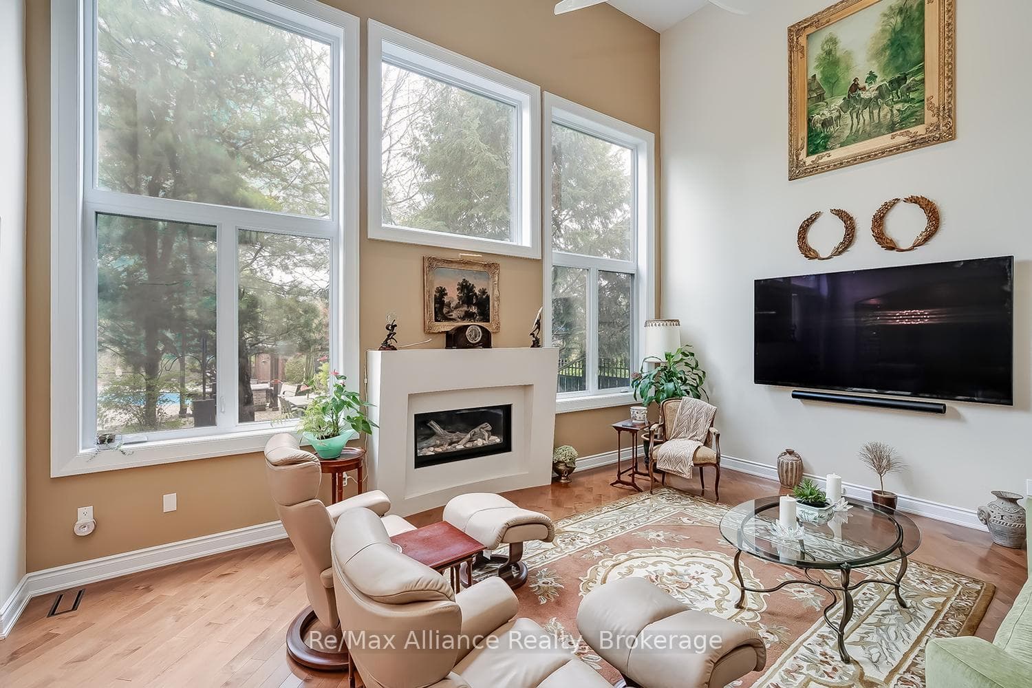 203 Burloak Drive - Detached photo 15 of 50 in Oakville, Ontario