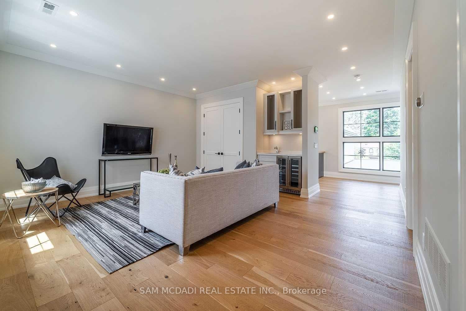 584 Fourth Line - New Construction photo 31 of 50 in Oakville, Ontario