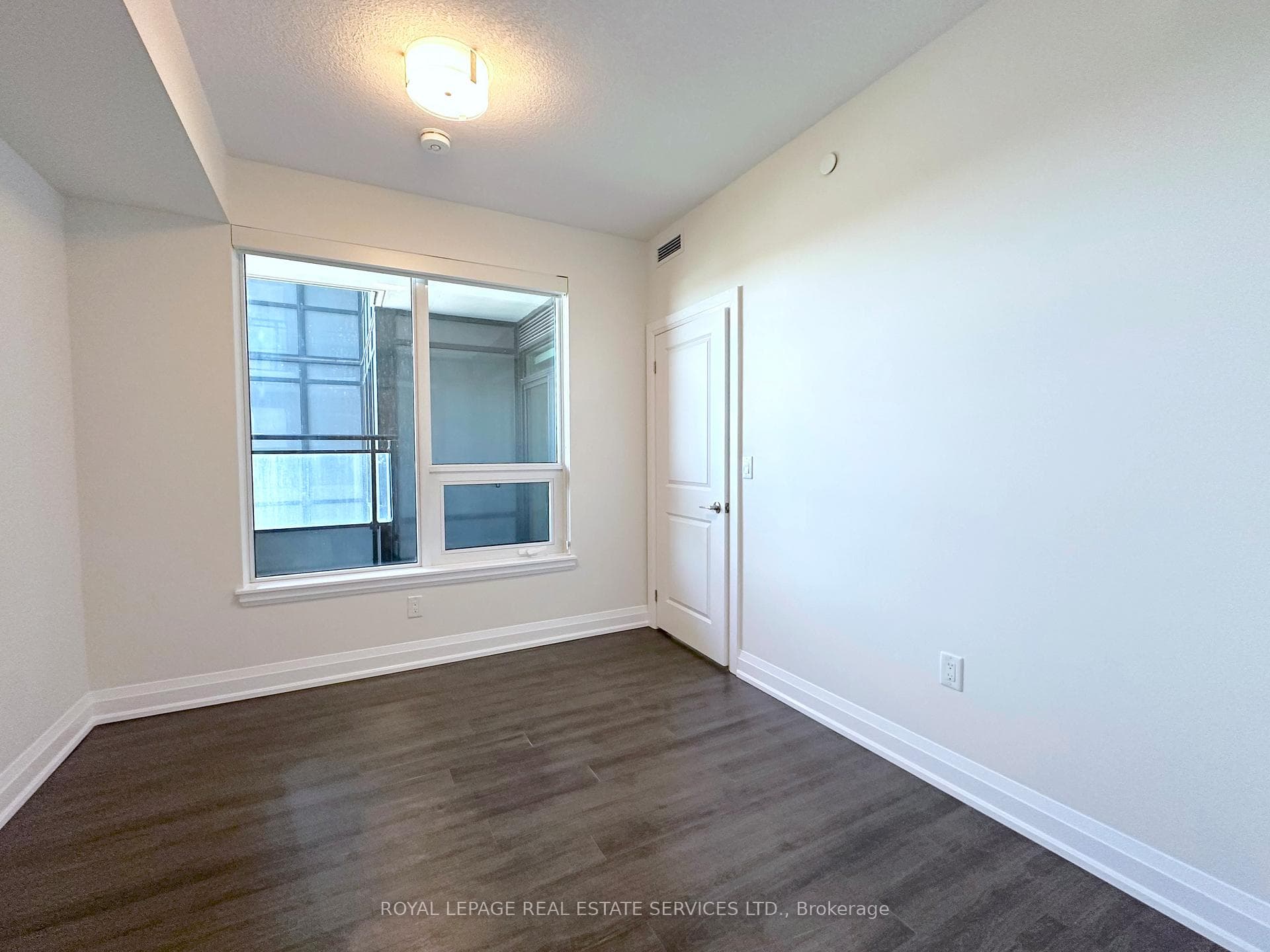 2333 Taunton Road Unit 901 - Condo photo 12 of 25 in Oakville, Ontario