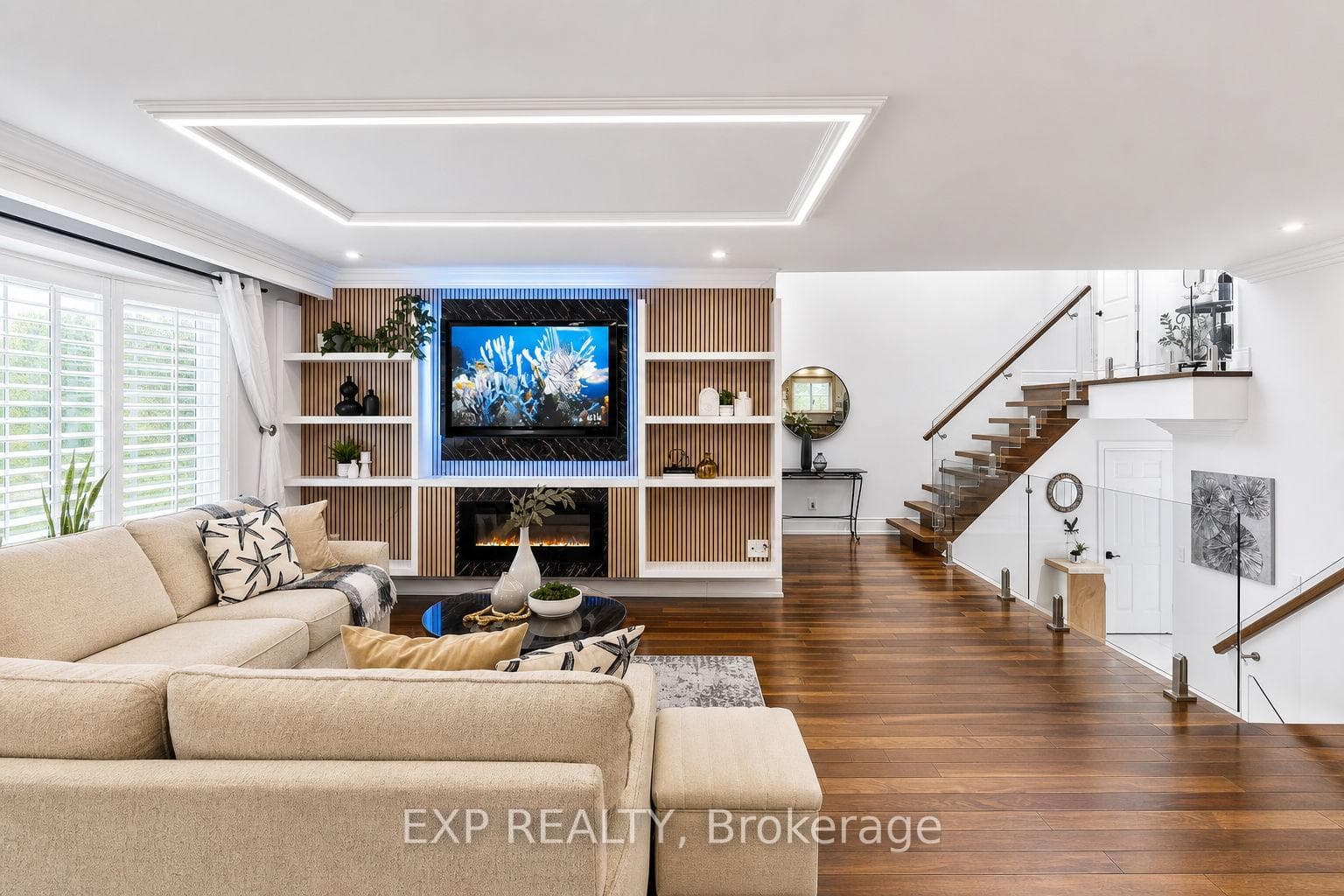 2439 Bridge Road - Detached photo 16 of 50 in Oakville, Ontario