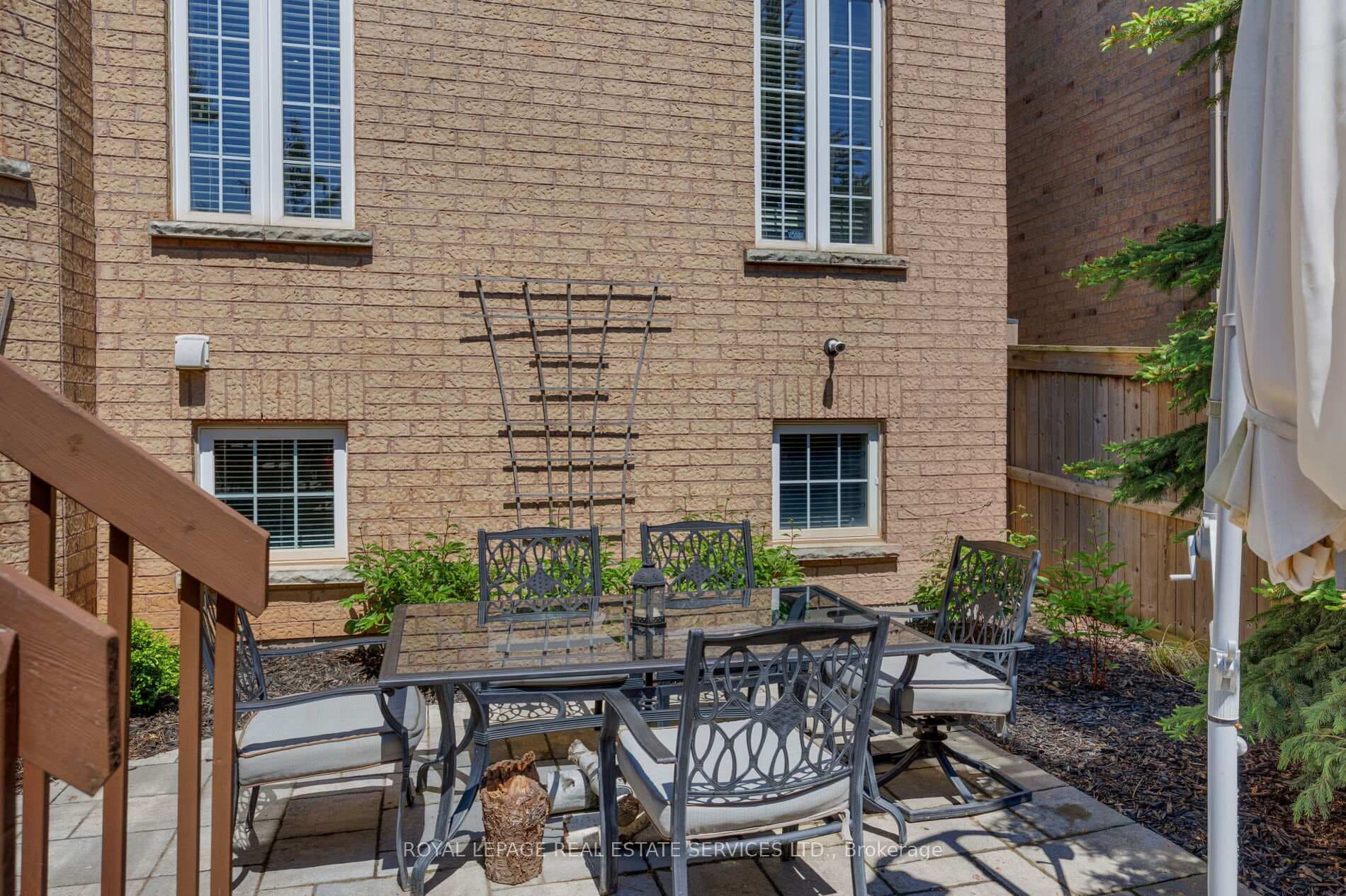 147 Innville Crescent - Detached photo 44 of 47 in Oakville, Ontario