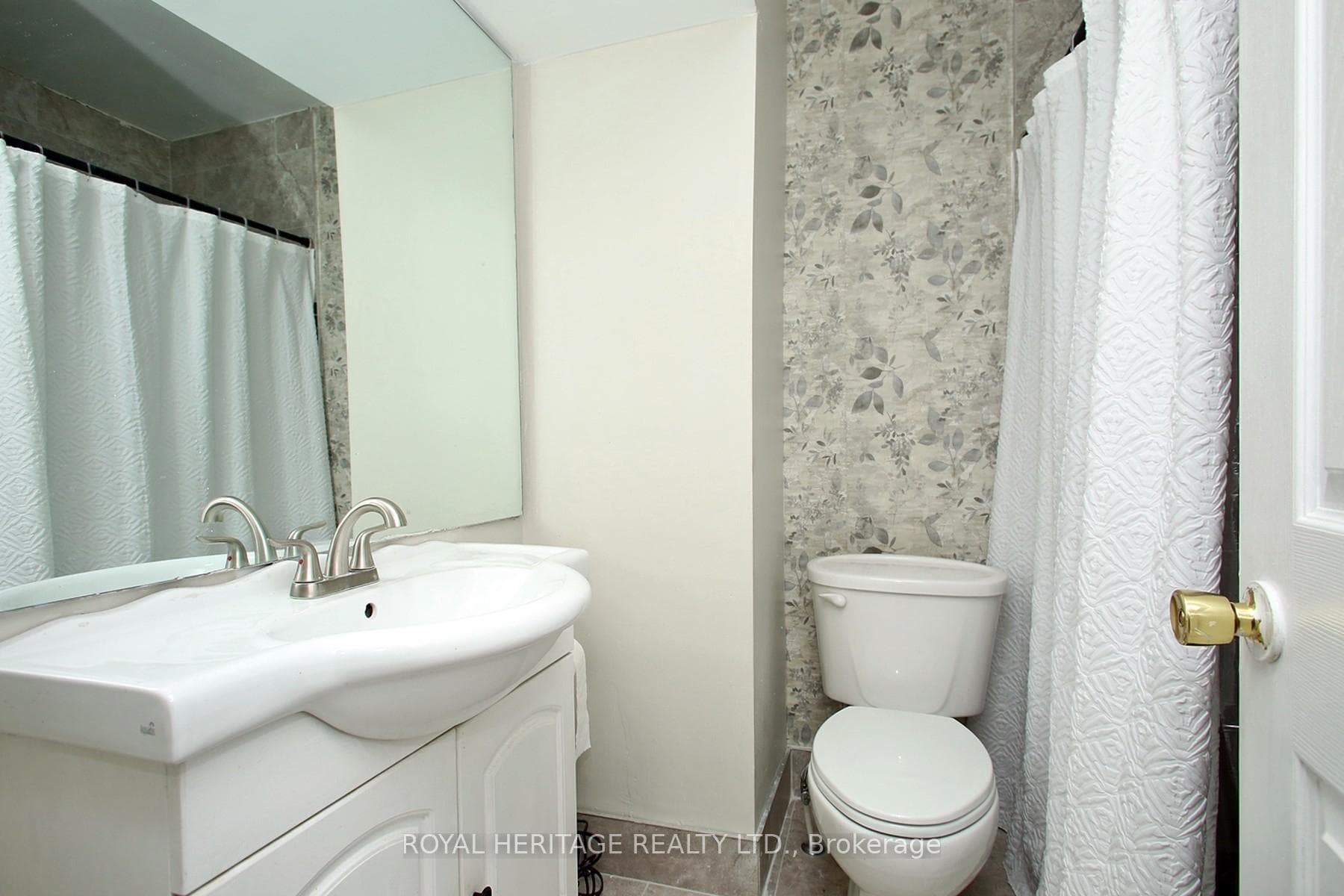 4 Brantwood Drive - Detached photo 23 of 38 in Scarborough (West Hill / Highland Creek), Ontario