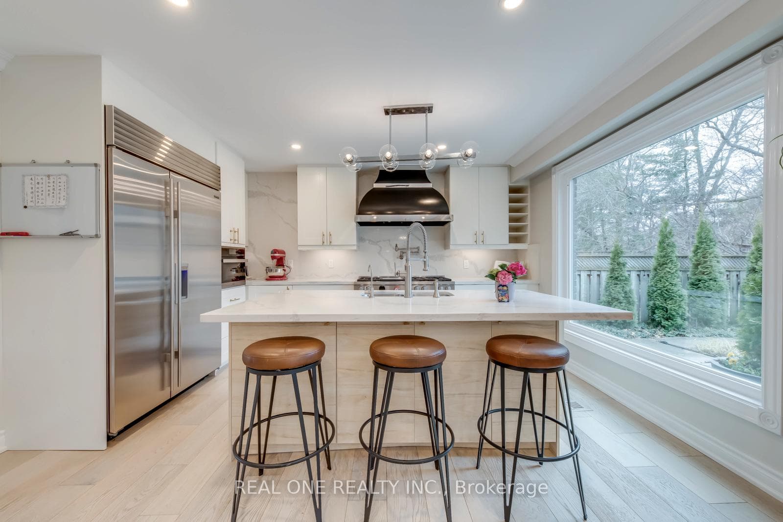1005 Fair Birch Drive - Detached photo 12 of 48 in Mississauga, Ontario