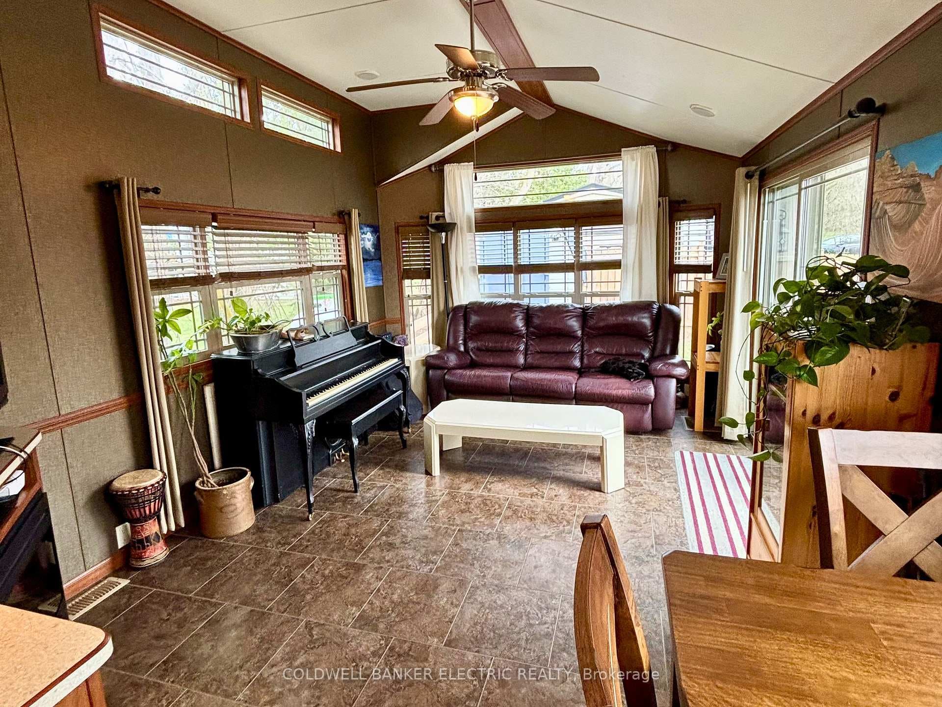 5139 Halstead Beach Road Unit 485B - Detached photo 12 of 28 in Hamilton Township, Ontario