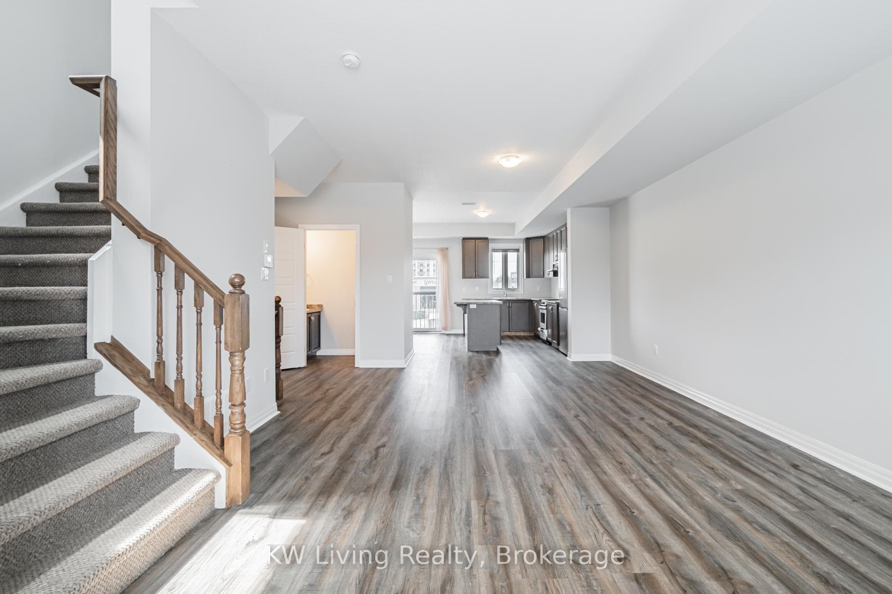 70 Plains Road Unit 18 - Condo photo 10 of 50 in Burlington, Ontario