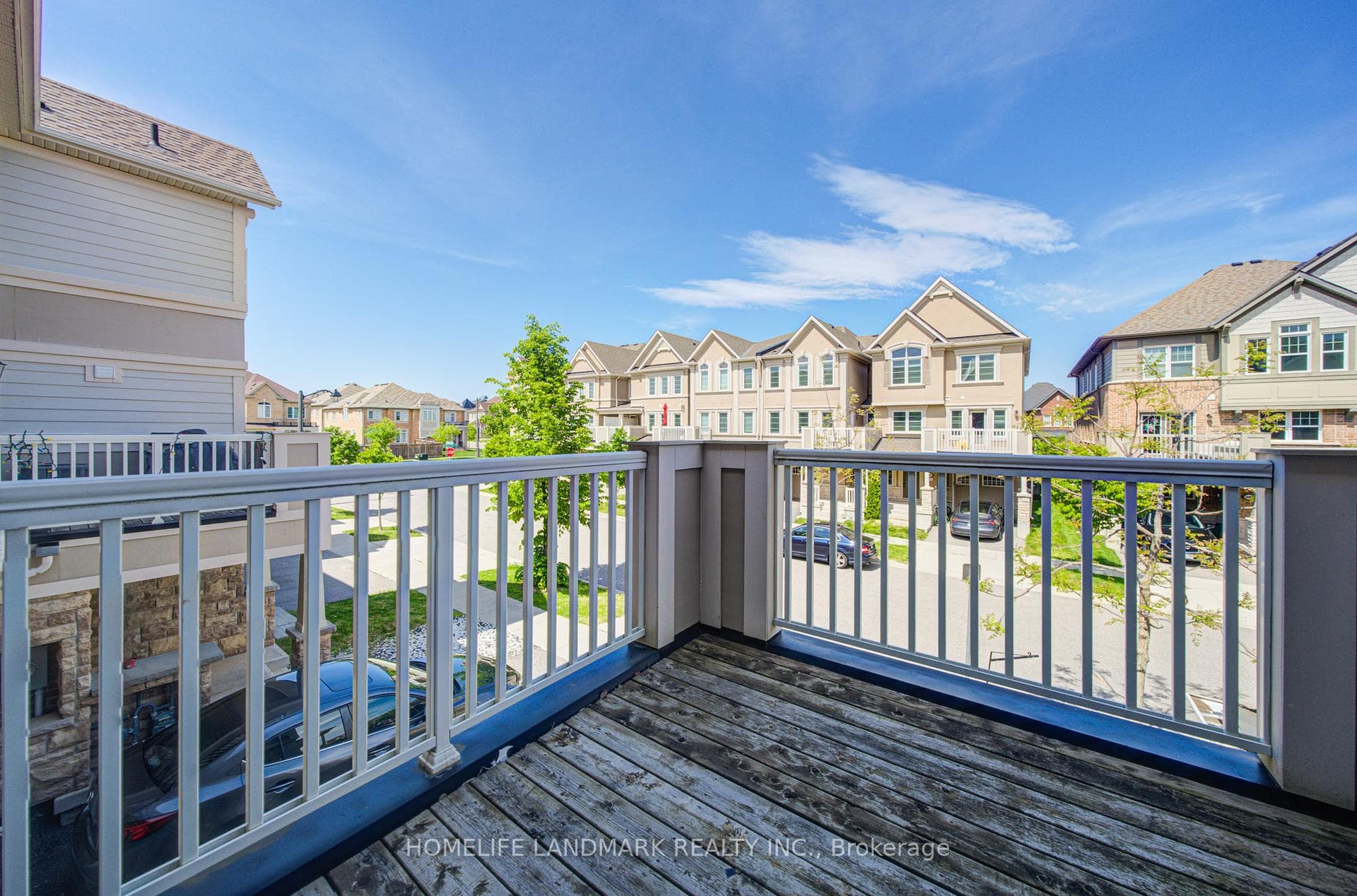 3086 Mistletoe Gardens - Townhouse photo 21 of 38 in Oakville, Ontario