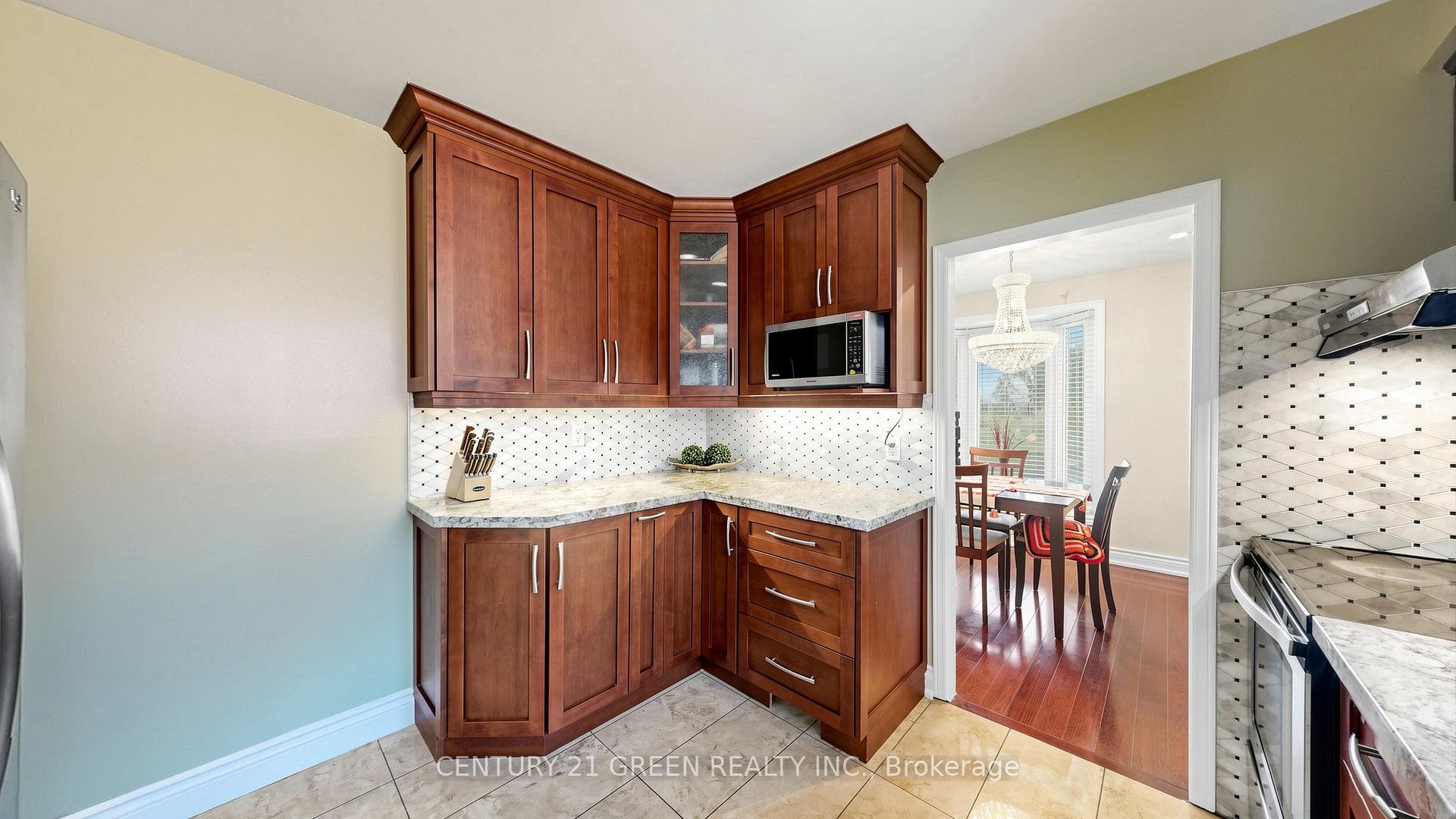 95 Kearney Drive - Detached photo 16 of 45 in Etobicoke (West Mall / Rexdale), Ontario