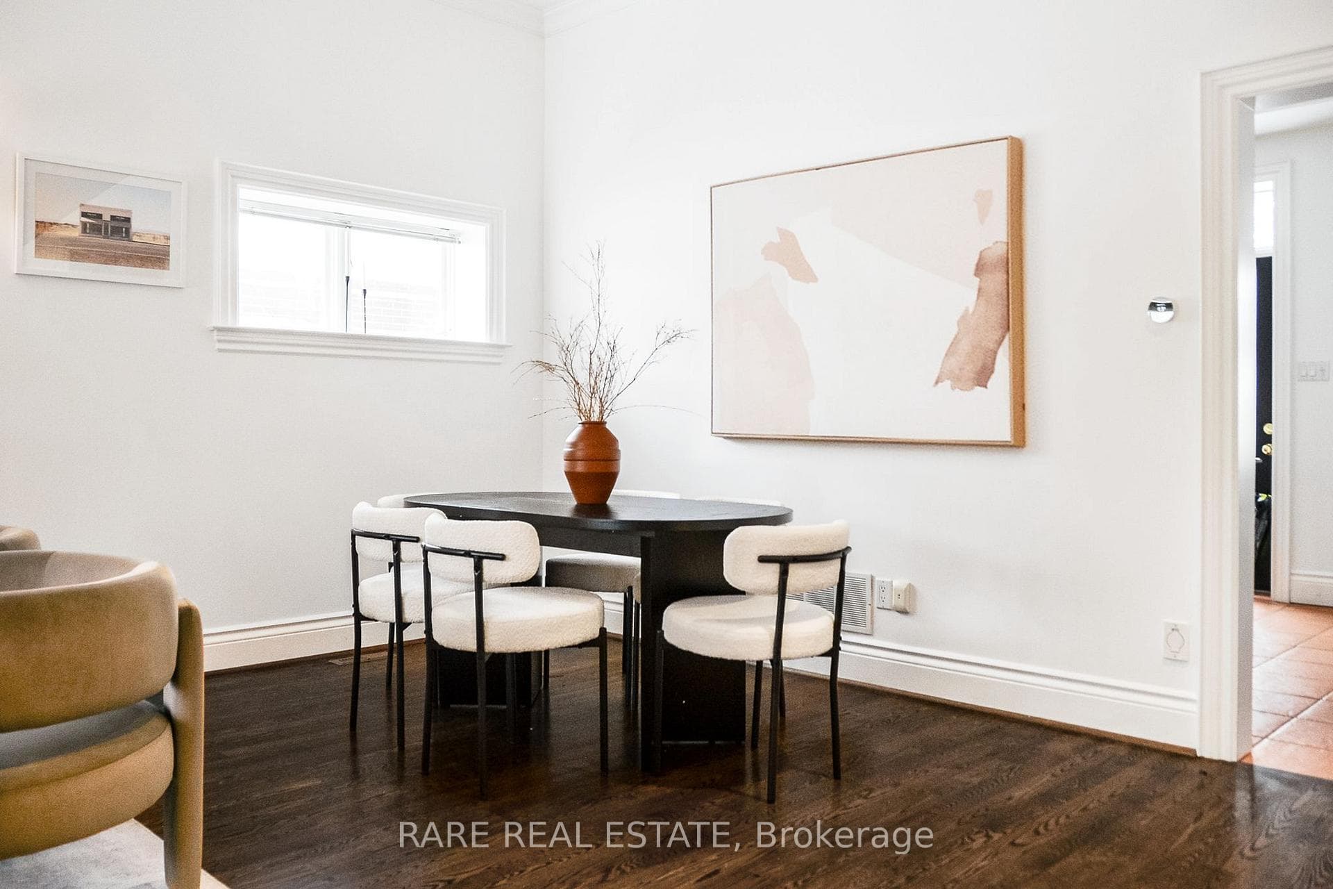 33 Red Deer Avenue - Detached photo 7 of 10 in Birch Cliff / Cliffside, Ontario