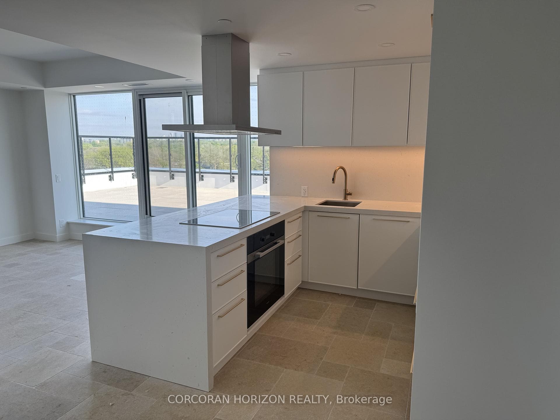 1050 Eastern Avenue Unit 819 - Condo photo 6 of 29 in Riverdale / Leslieville, Ontario