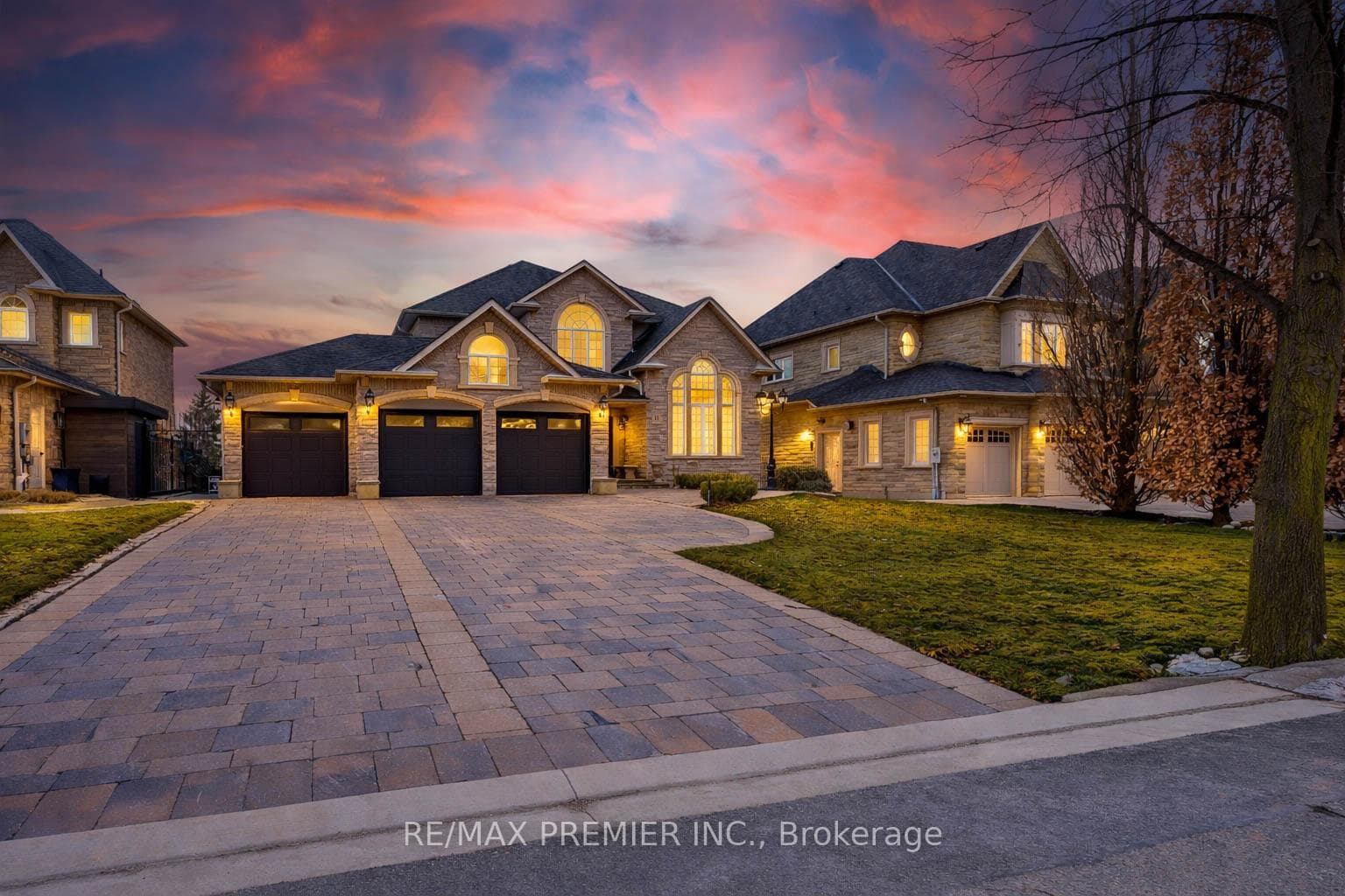 85 Gregory Scott Drive - home for sale in Vaughan, Ontario