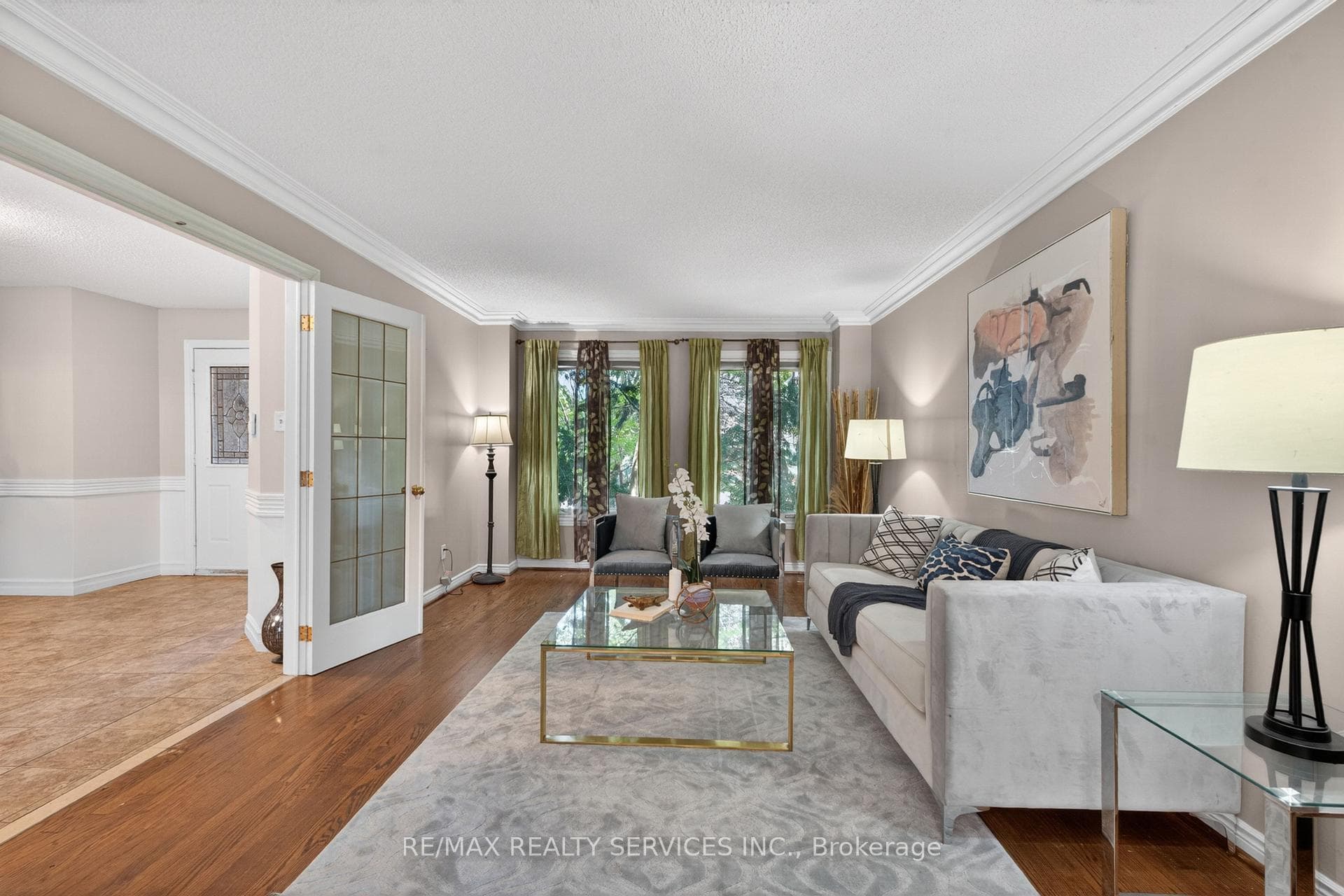 2069 Schoolmaster Circle - Detached photo 5 of 49 in Oakville, Ontario