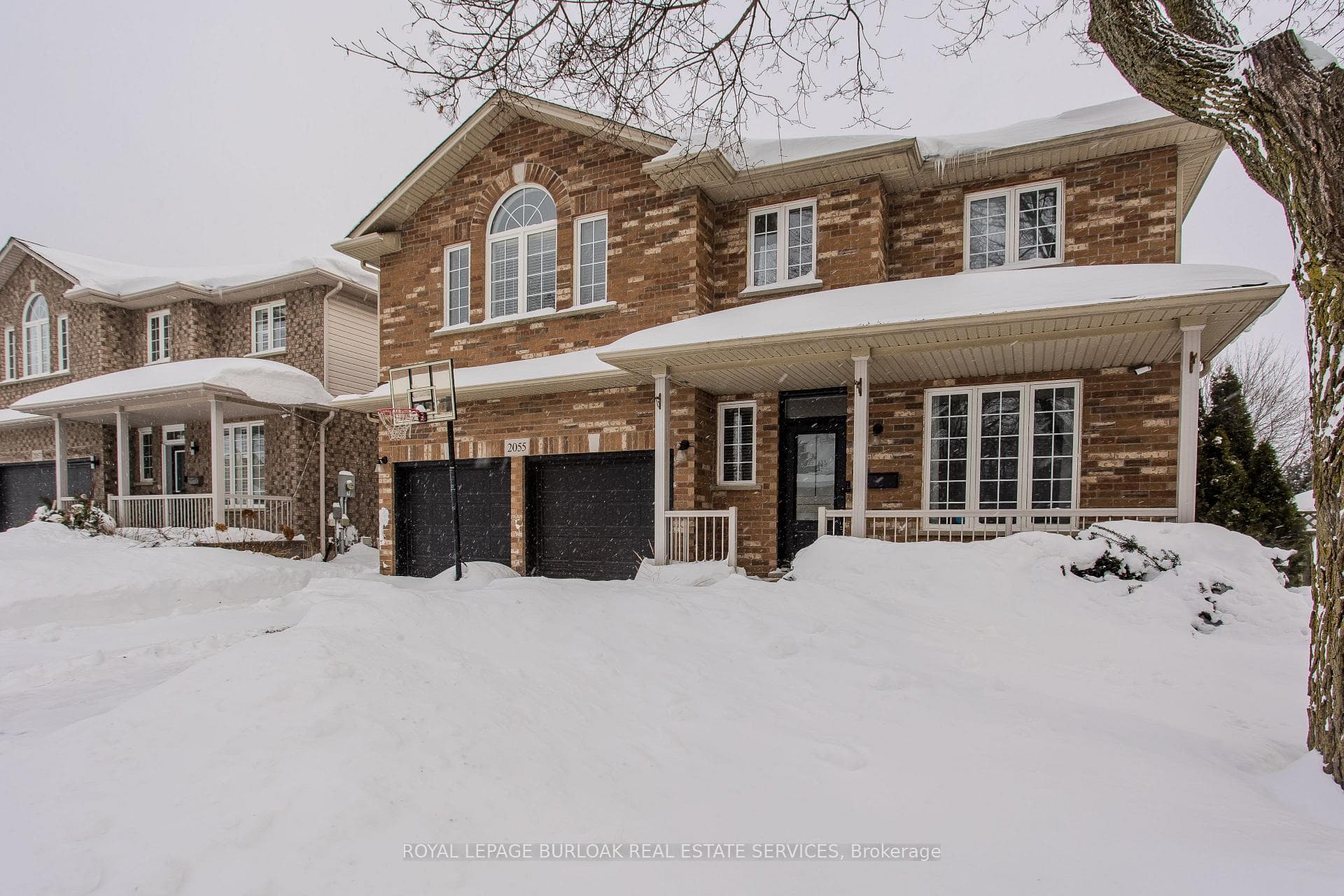 2055 Mountain Grove Avenue - home for sale in Burlington, Ontario
