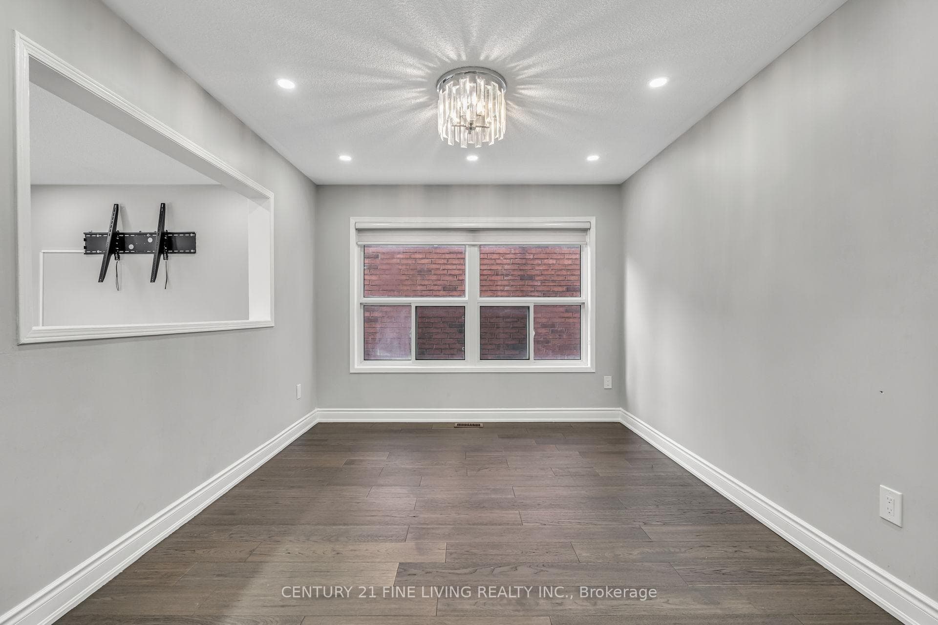 20 Edenvalley Road - Detached photo 16 of 38 in Brampton, Ontario