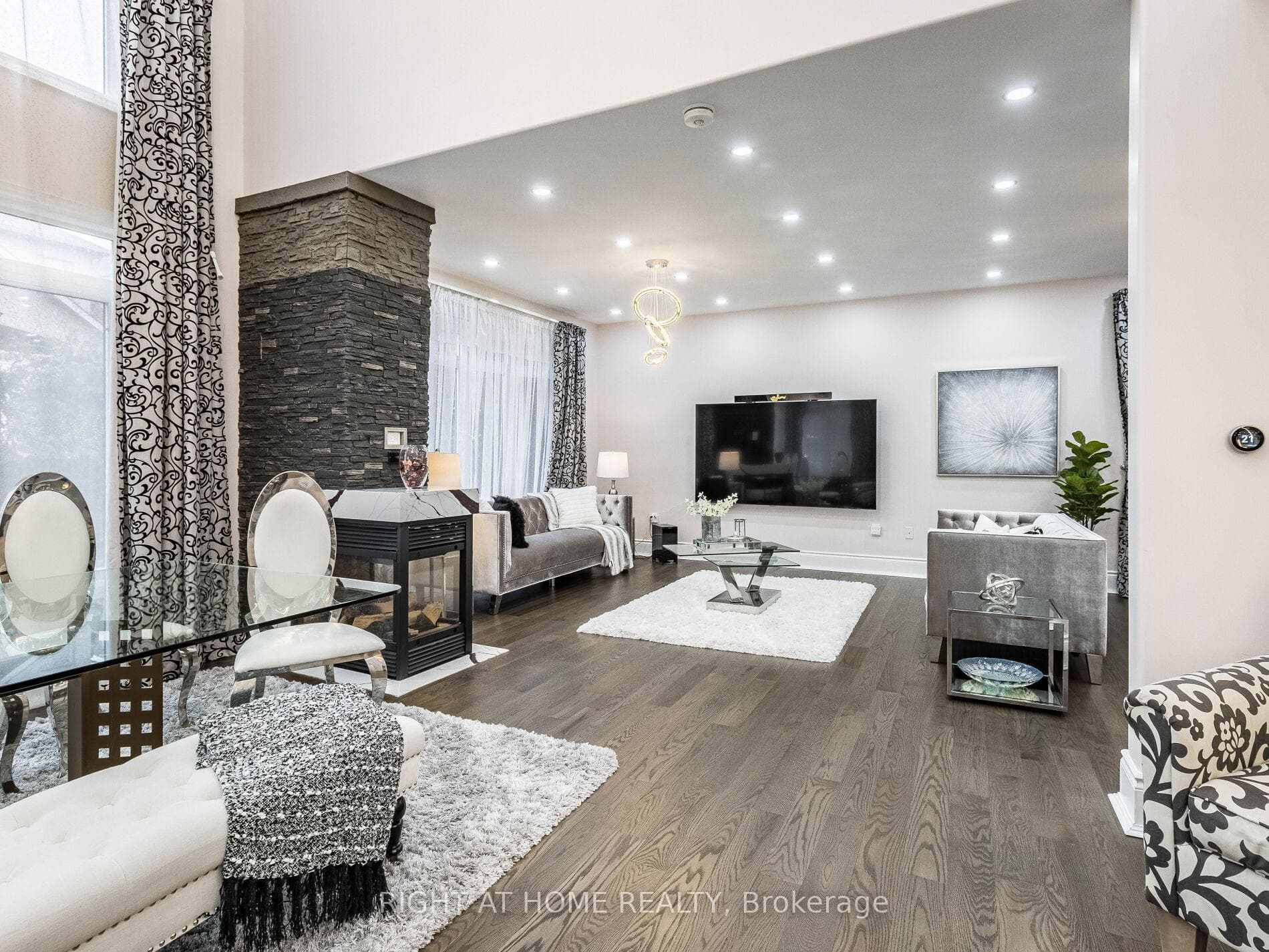3176 Stocksbridge Avenue - Detached photo 15 of 50 in Oakville, Ontario