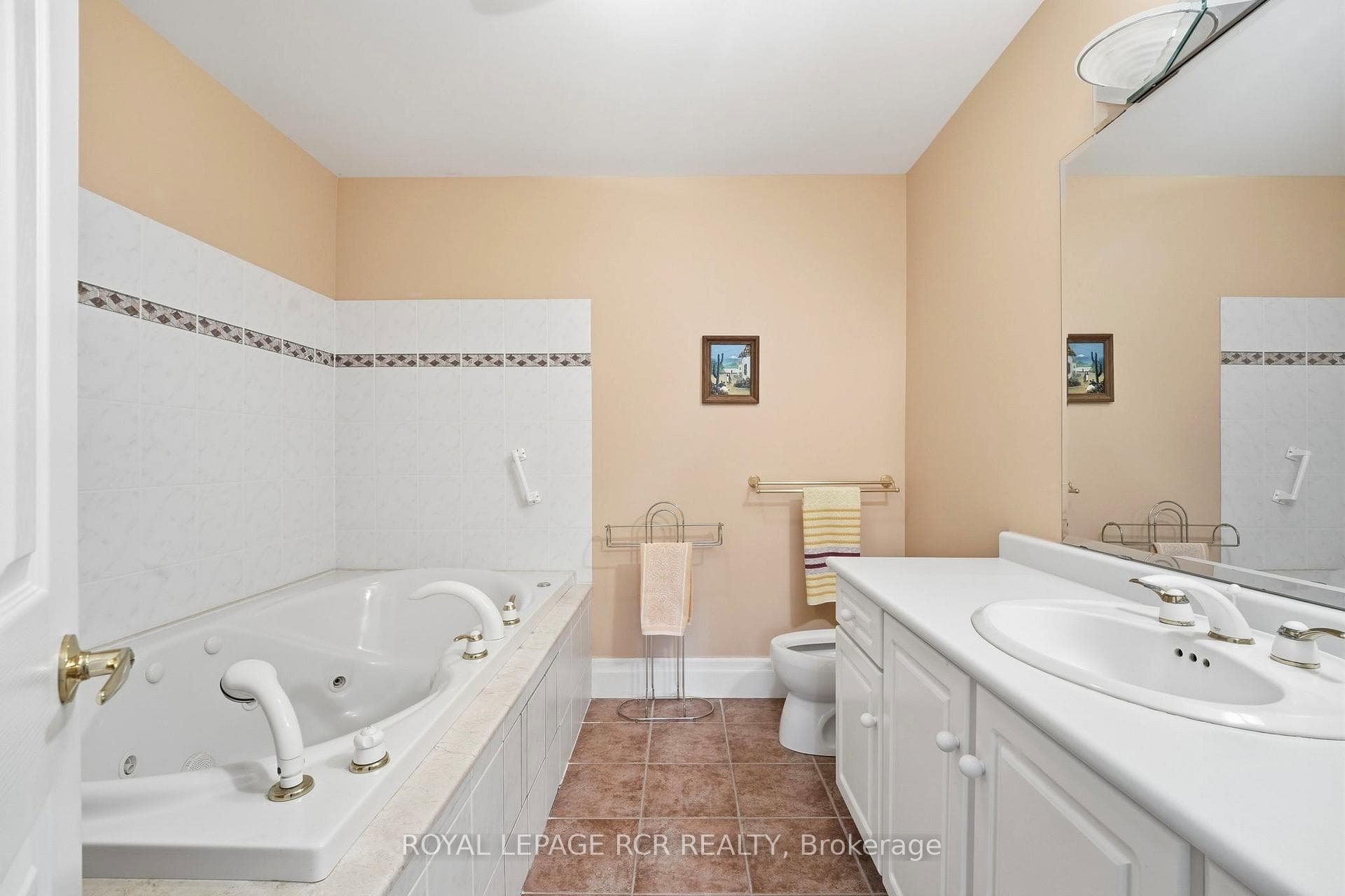 28 Reddington Drive Unit 1 - Condo photo 17 of 41 in Caledon, Ontario