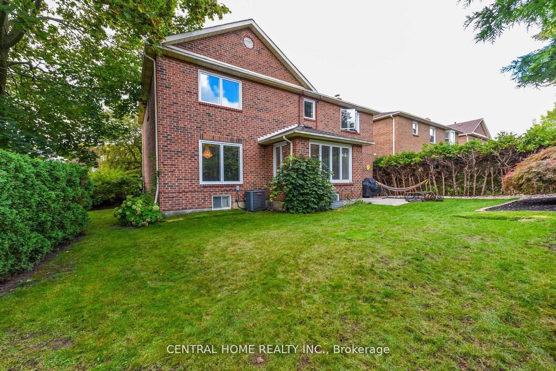 4 Robaldon Road - Detached photo 40 of 40 in Etobicoke (Islington / Rexdale), Ontario