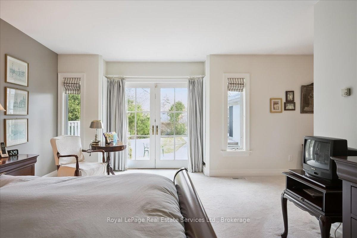 281 Pinehurst Drive - Detached photo 37 of 50 in Oakville, Ontario