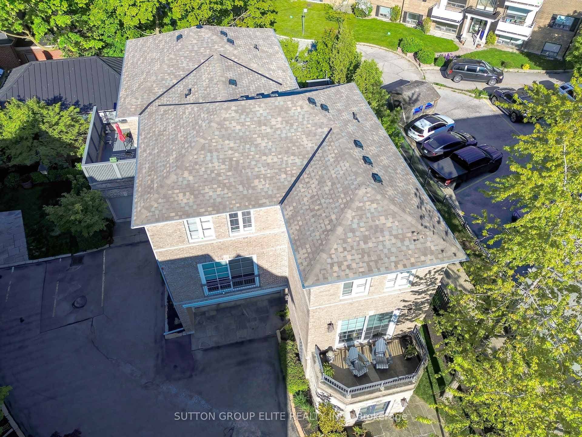 16 Nautical Lane - Condo photo 33 of 38 in Liberty Village / Parkdale / South Parkdale, Ontario