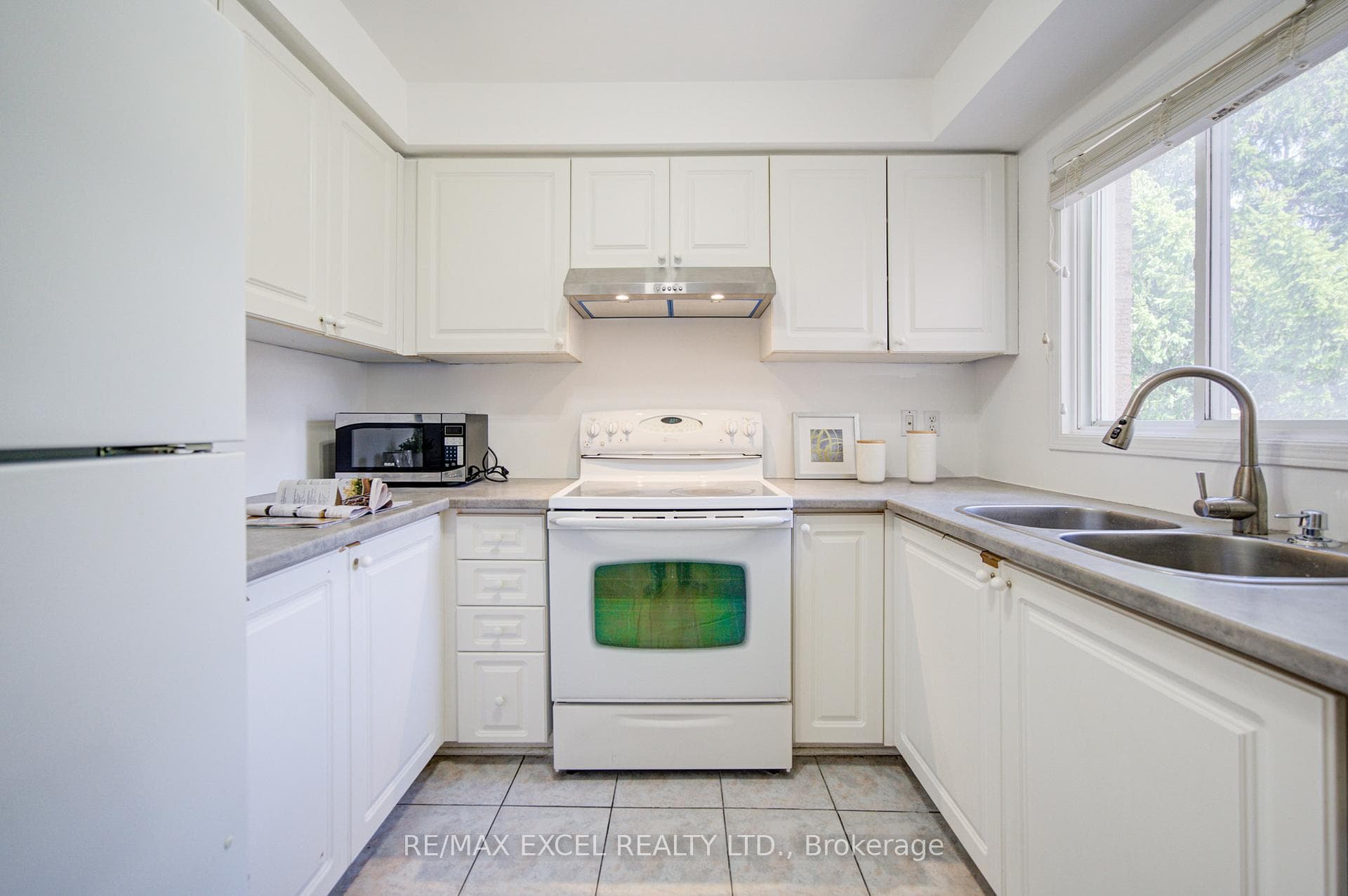 5148 Porter Street - Semi-Detached photo 16 of 48 in Burlington, Ontario