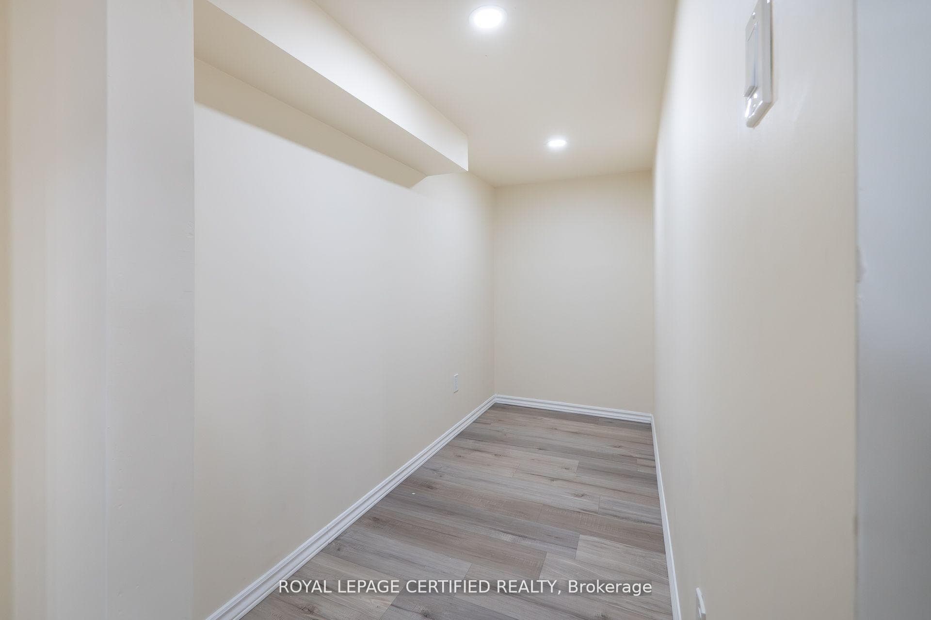 643 Garden Walk - Detached photo 48 of 50 in Mississauga, Ontario