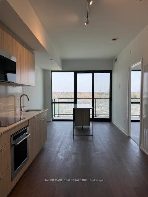 251 Masonry Way Unit 811 - home for sale in Mississauga, Ontario