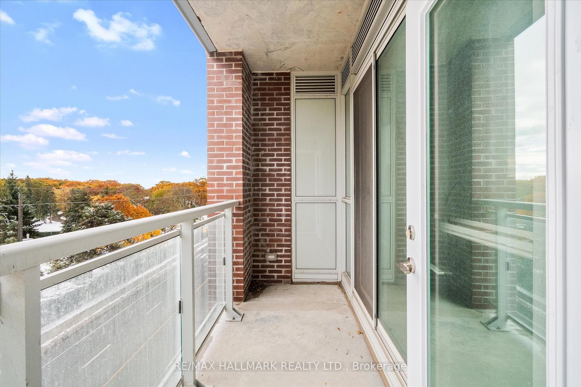 1350 Kingston Road Unit 409 - Condo photo 27 of 34 in Birch Cliff / Cliffside, Ontario