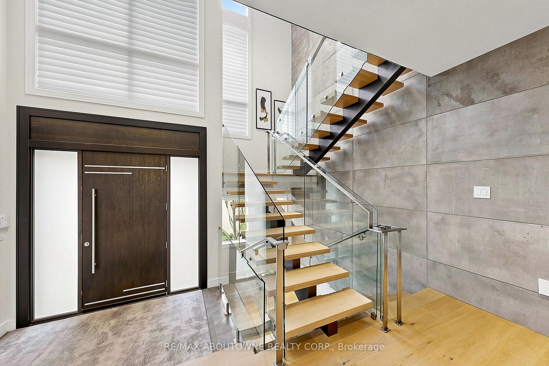 1364 Acton Crescent - Detached photo 3 of 50 in Oakville, Ontario