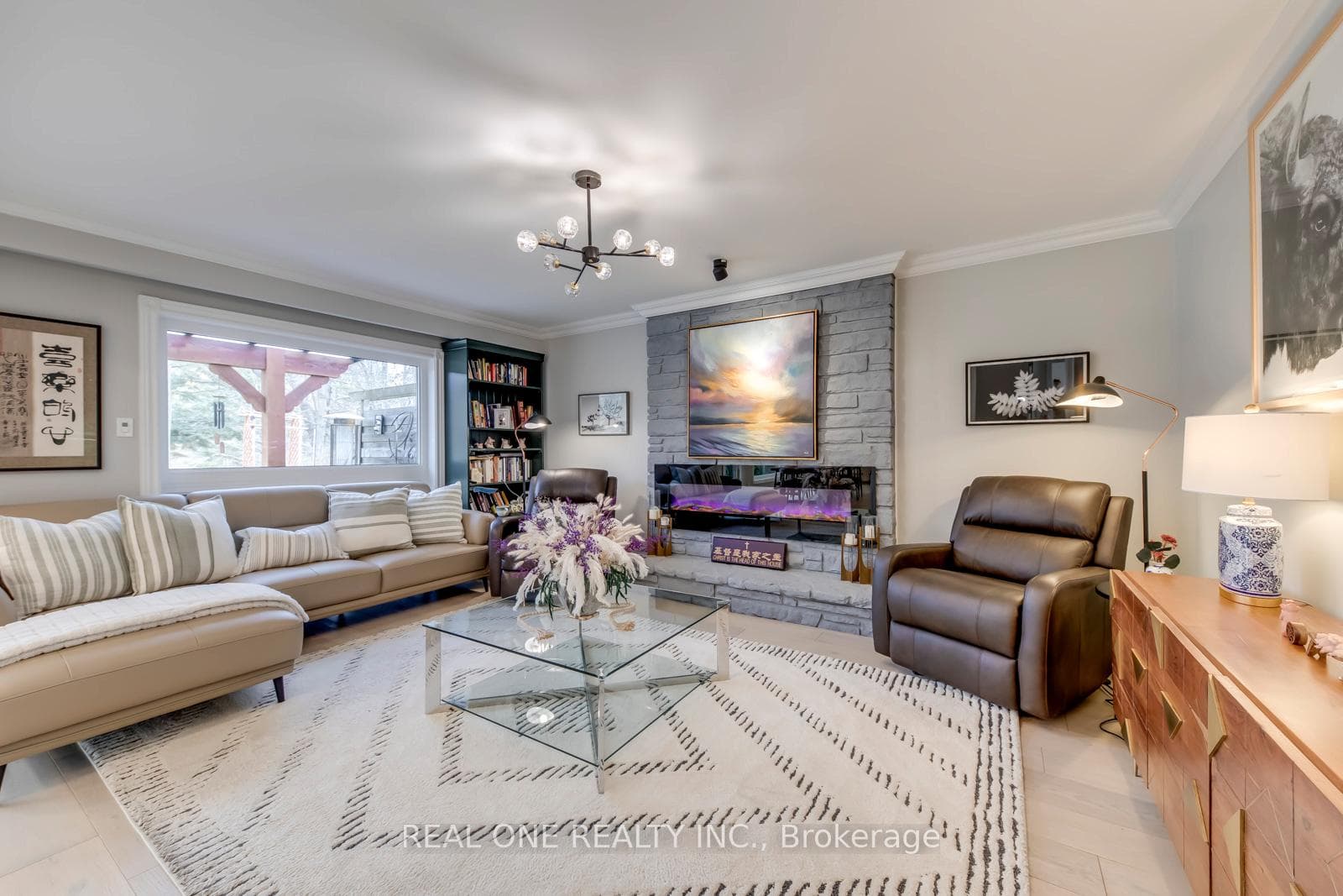 1005 Fair Birch Drive - Detached photo 9 of 48 in Mississauga, Ontario