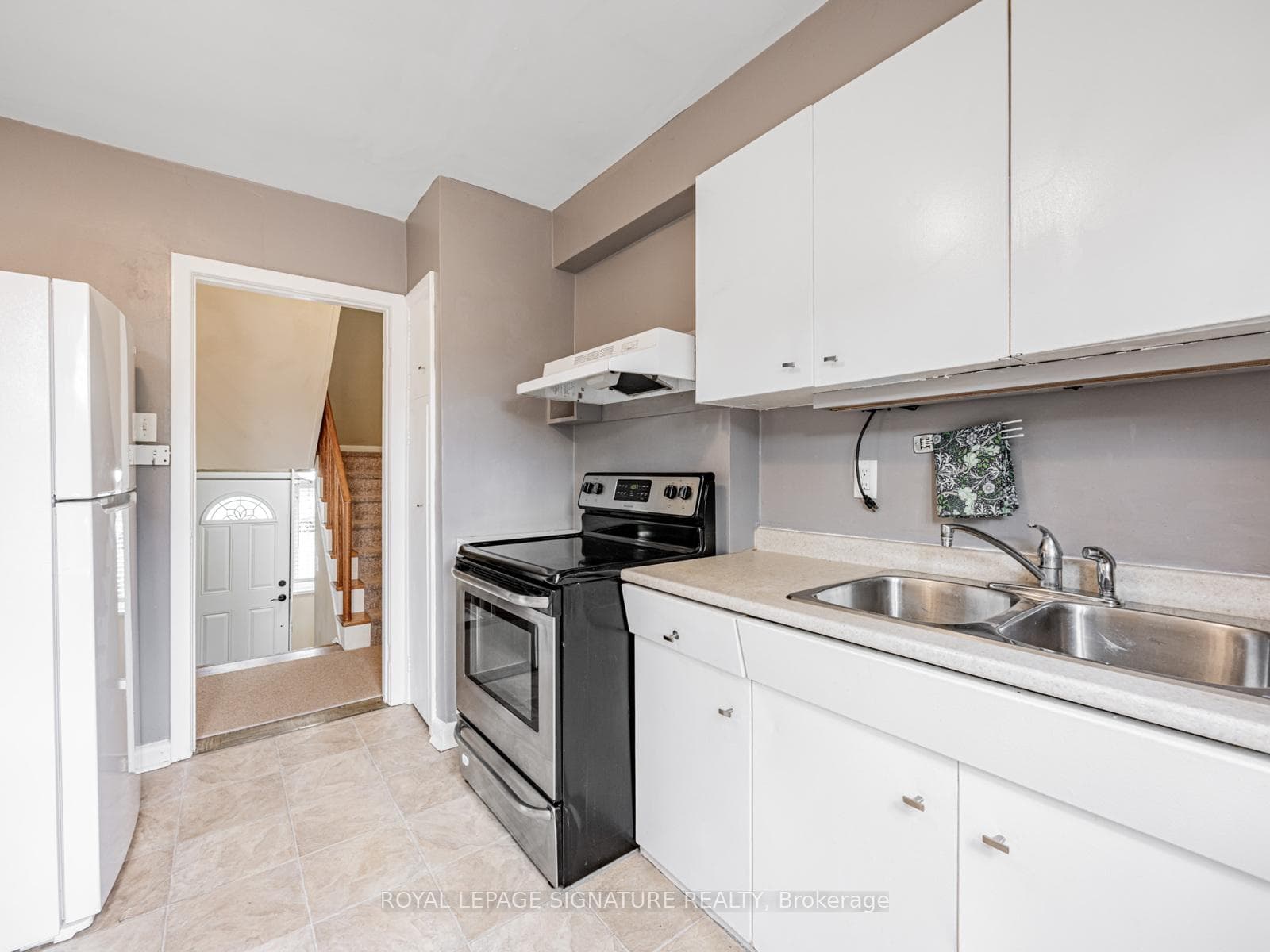 4 Burdock Lane - Condo photo 15 of 32 in Don Mills / Parkwoods / Victoria Village, Ontario