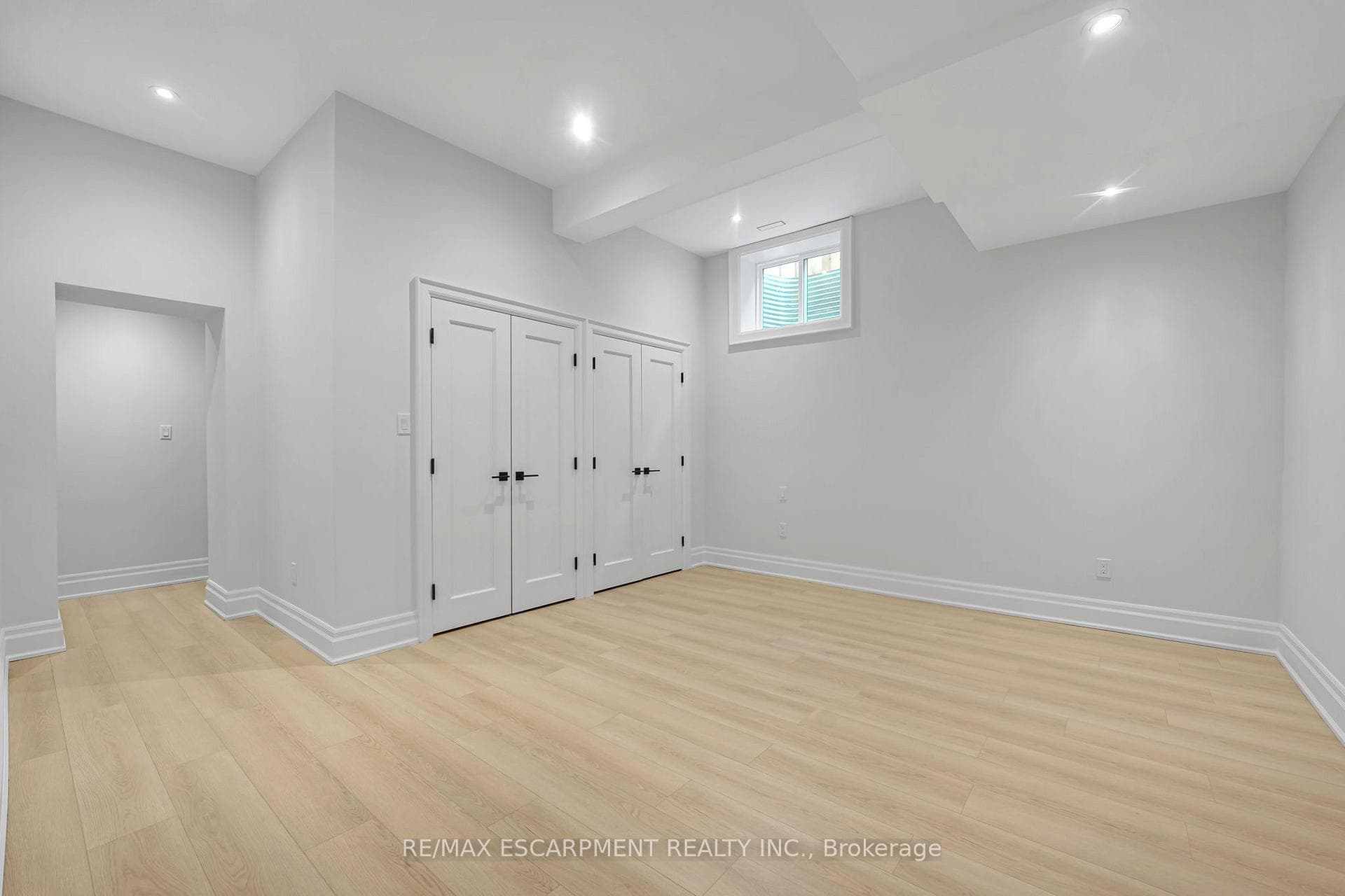 383 Wadsworth Street - Detached photo 41 of 46 in Oakville, Ontario