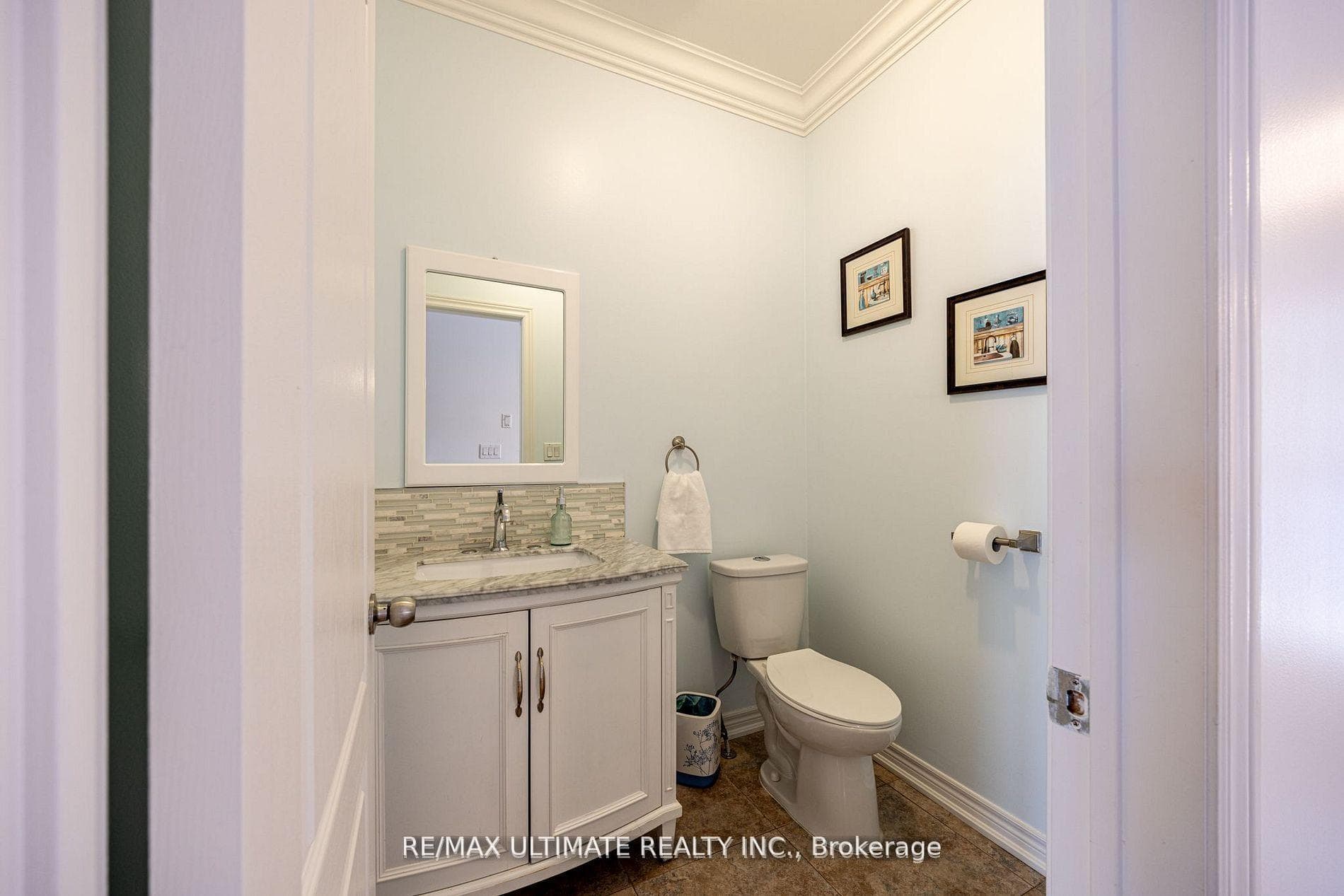 1160 Islington Avenue - Detached photo 14 of 50 in Etobicoke (Islington / Rexdale), Ontario