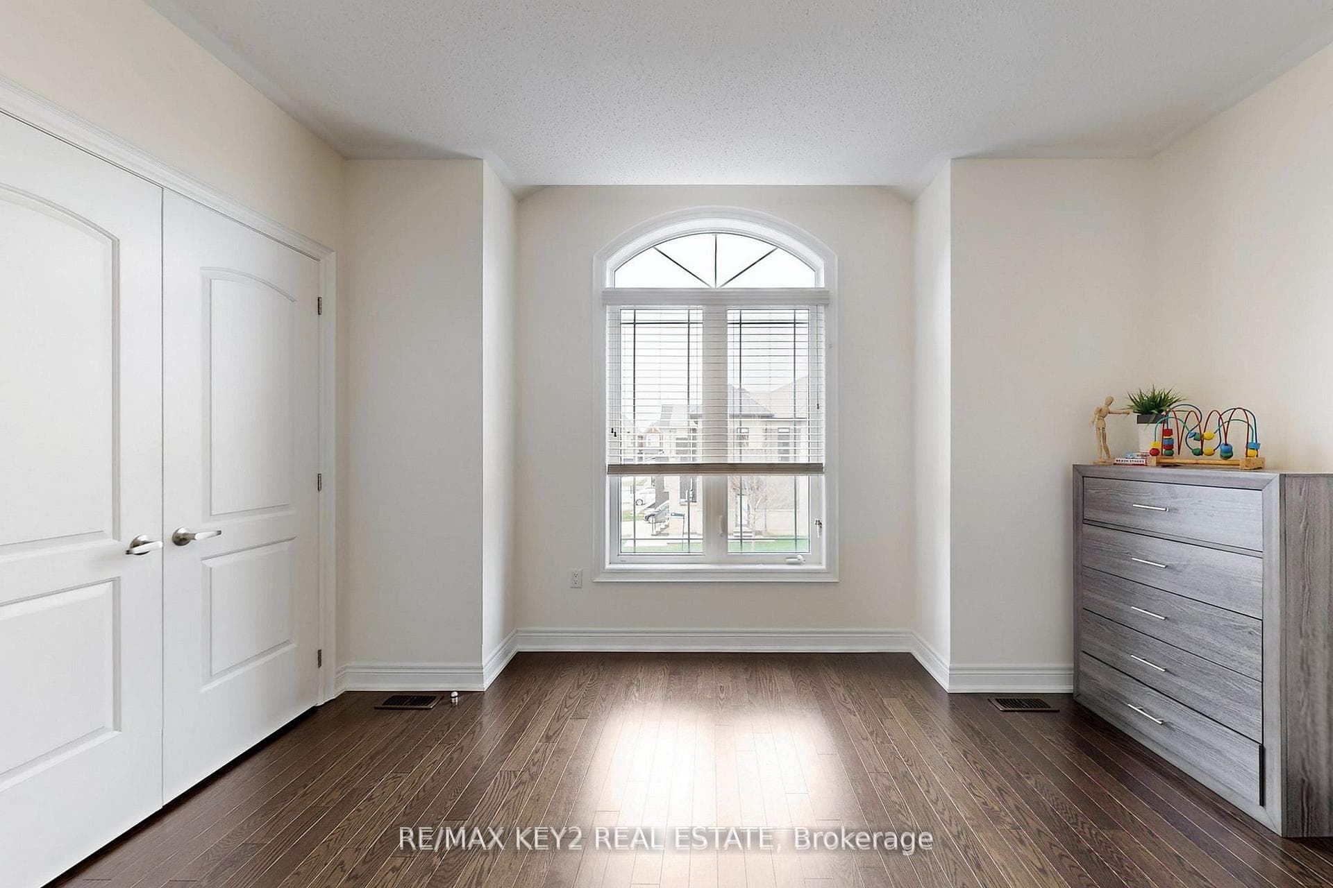 10 Lyle Way - Detached photo 34 of 49 in Brampton, Ontario