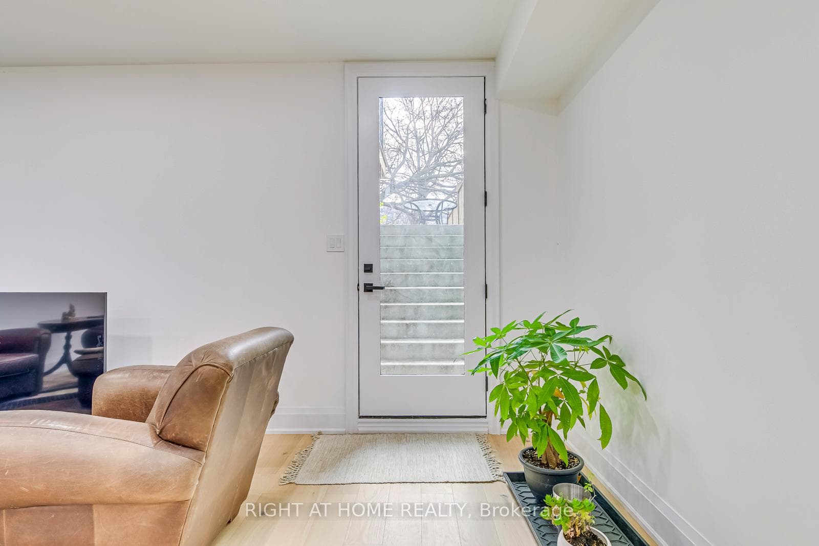 5 Enfield Avenue - Semi-Detached photo 31 of 35 in Liberty Village / Parkdale / South Parkdale, Ontario