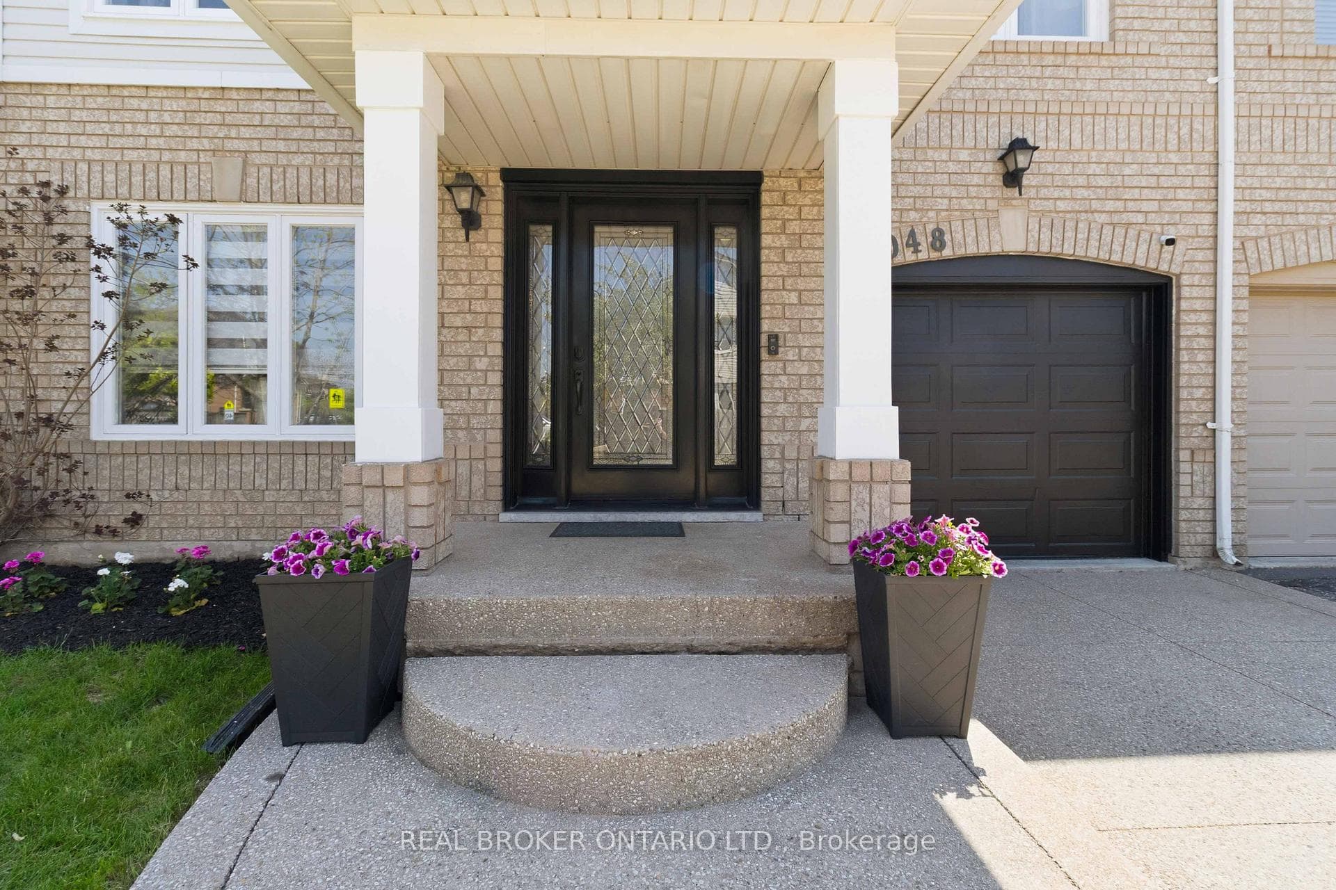 5048 HASWELL Lane - Semi-Detached photo 4 of 49 in Burlington, Ontario