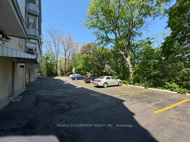 107 St. Joseph's Drive Unit 404 - Condo photo 26 of 29 in Hamilton, Ontario