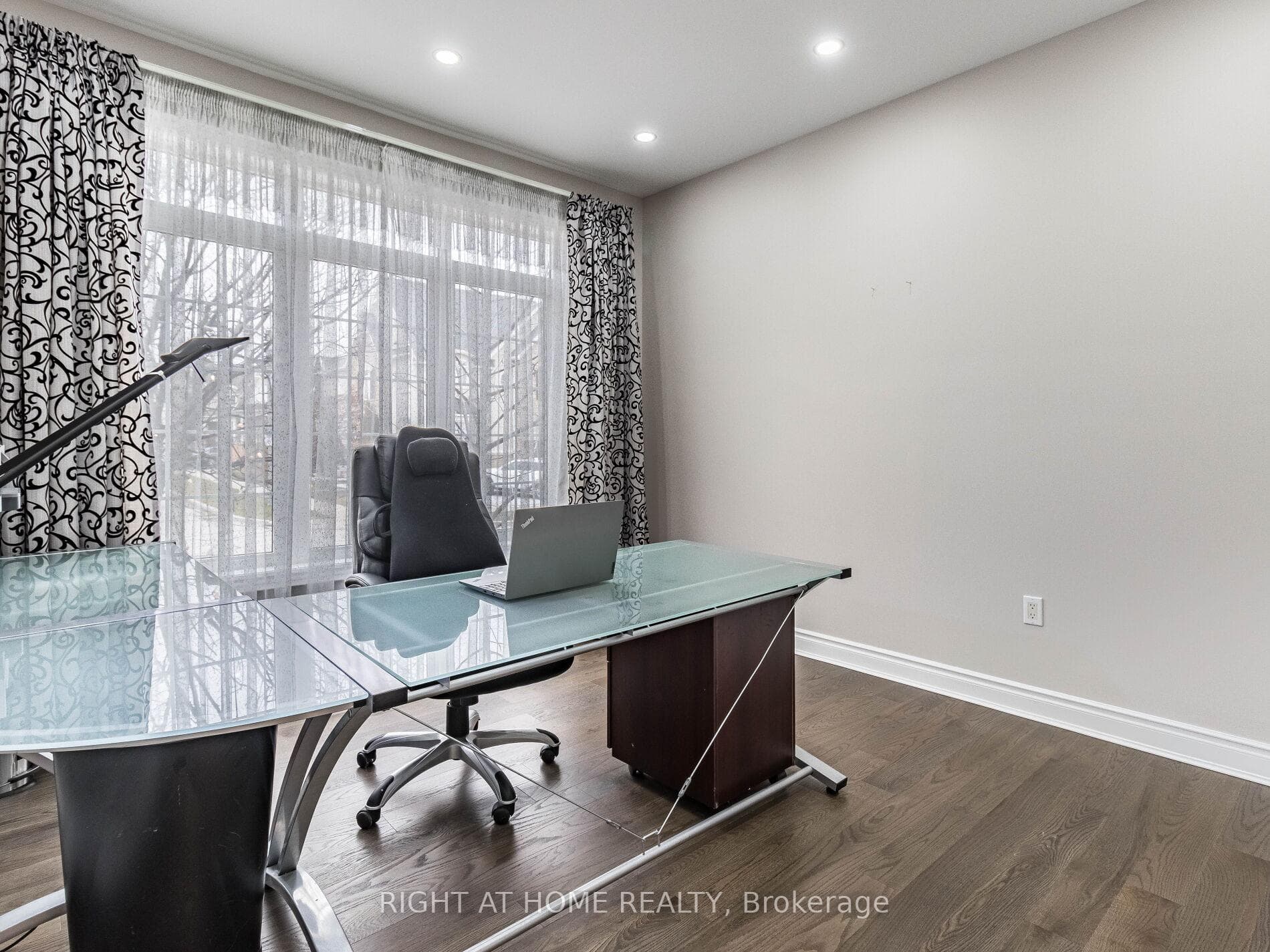 3176 Stocksbridge Avenue - Detached photo 5 of 50 in Oakville, Ontario