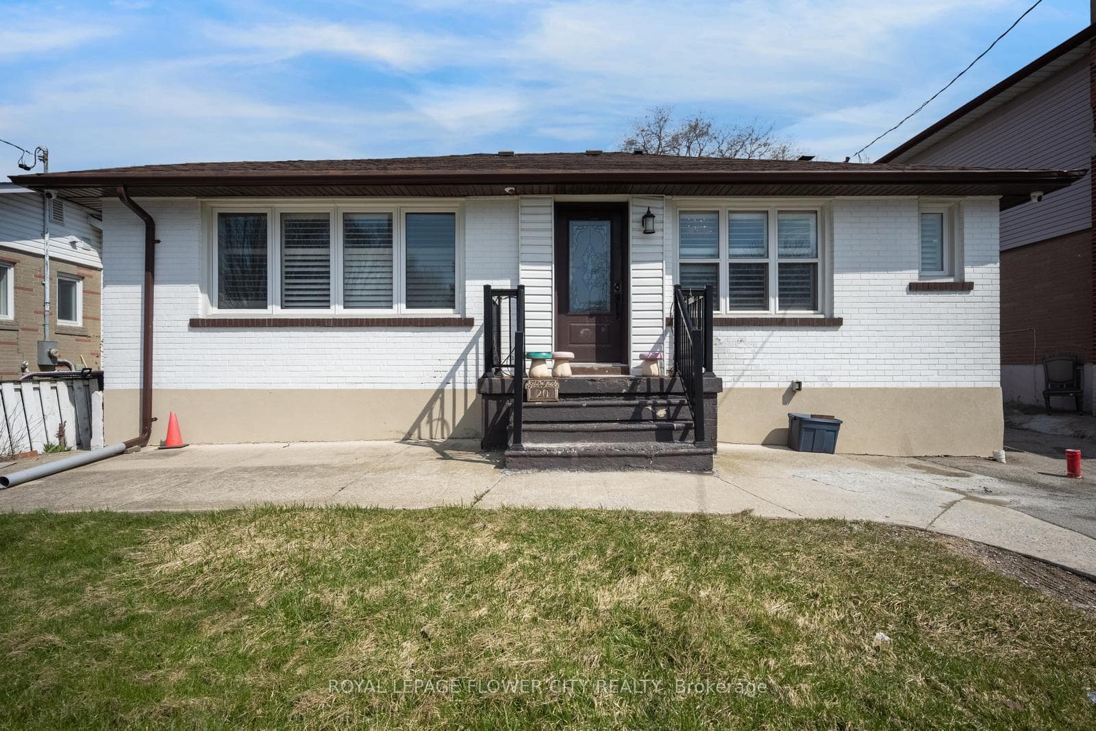 20 N Alarton Street - Detached for sale in Applewood, Ontario