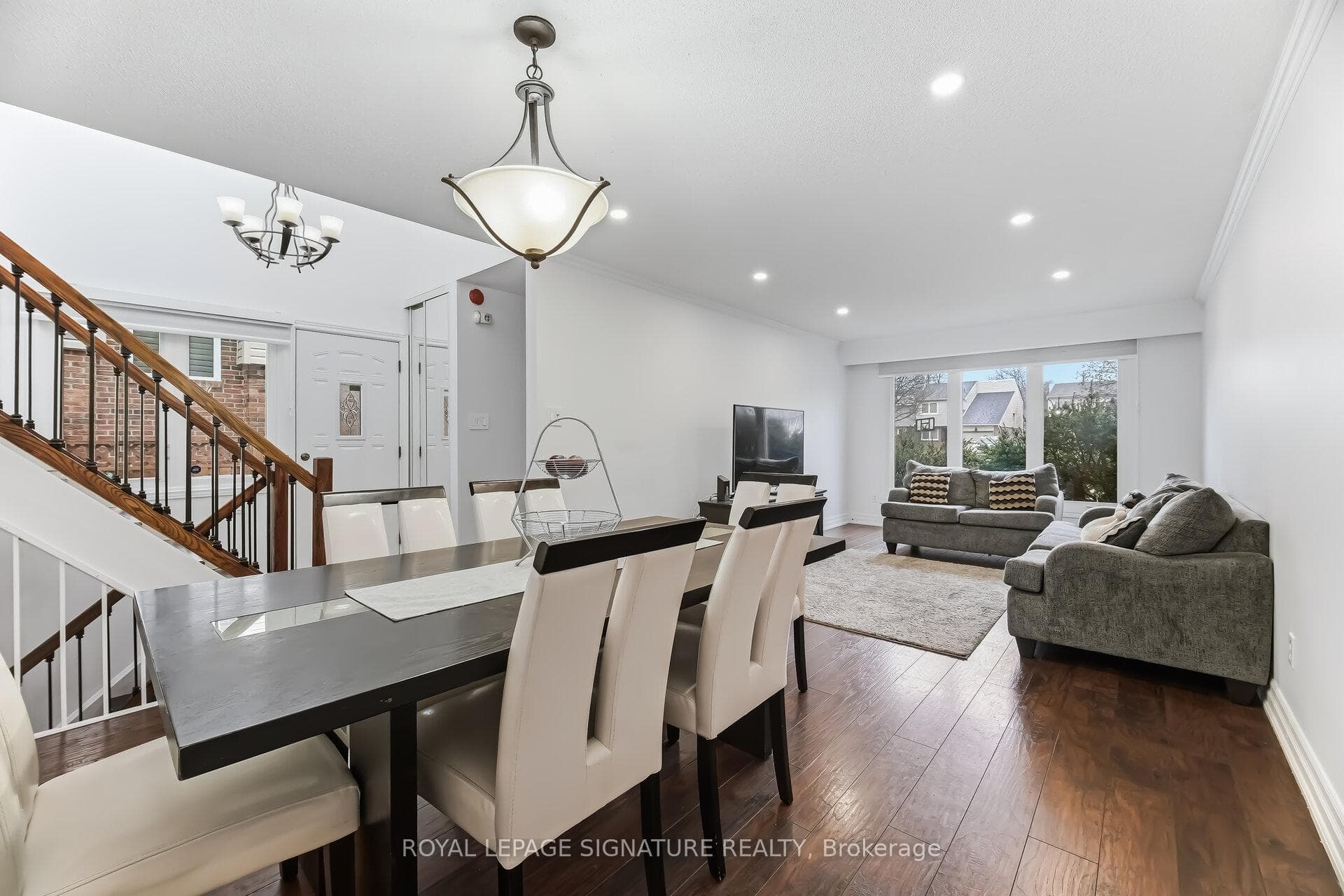 2498 Mainroyal Street - Semi-Detached photo 14 of 50 in Mississauga, Ontario