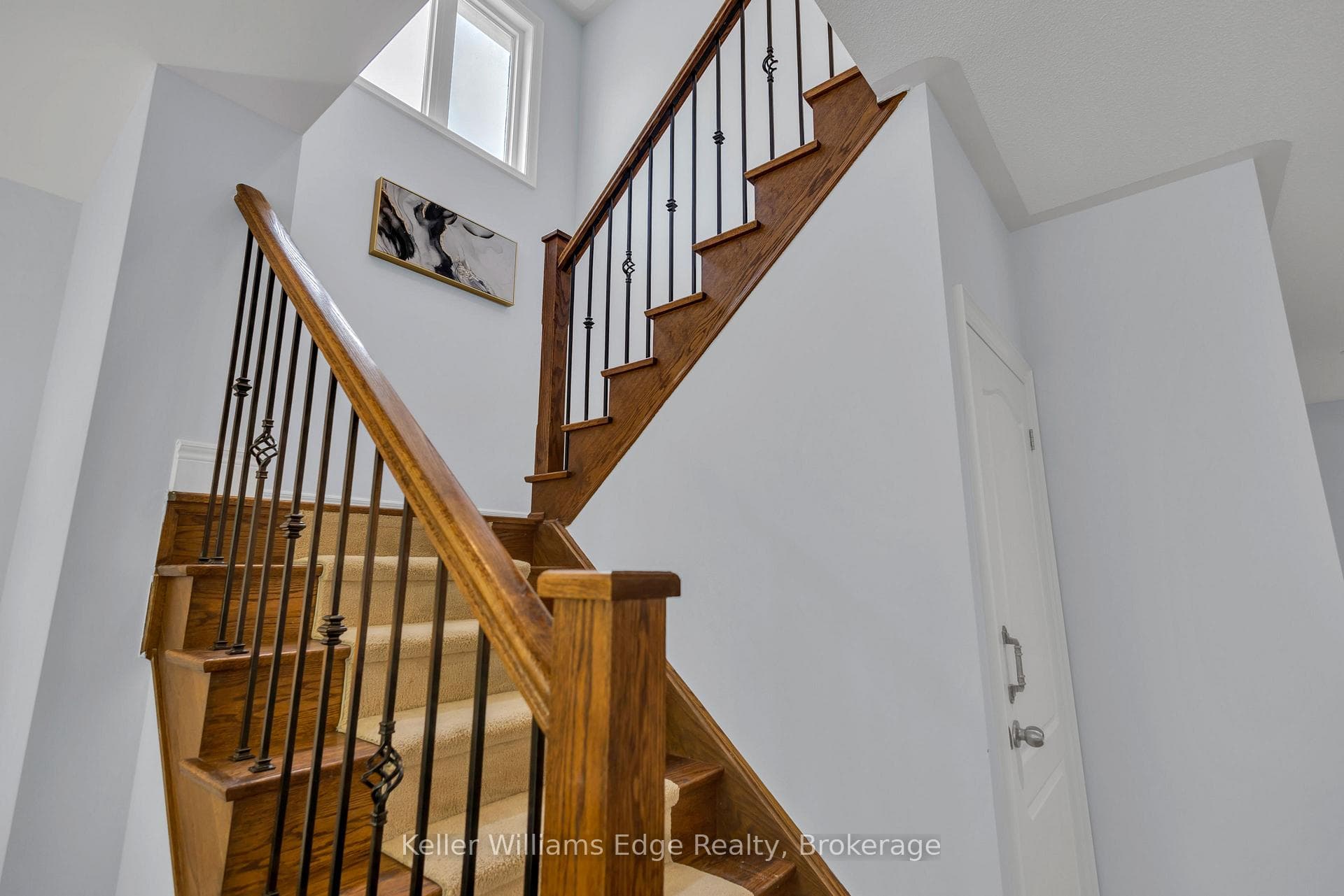 2241 Adirondak Trail - Detached photo 16 of 50 in Oakville, Ontario