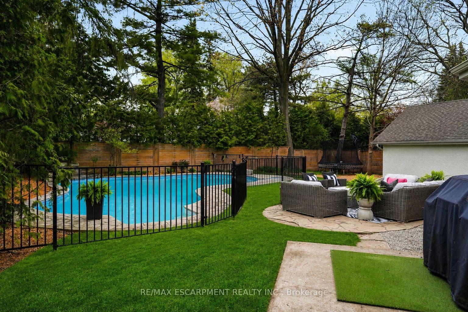 3081 Balmoral Avenue - Detached photo 50 of 50 in Burlington, Ontario