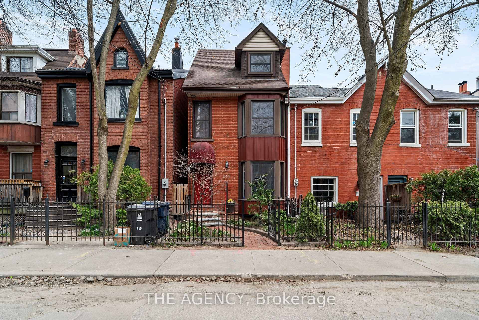 111 Seaton Street - Detached photo 1 of 40 in Regent Park / Cabbagetown / St. James Town, Ontario