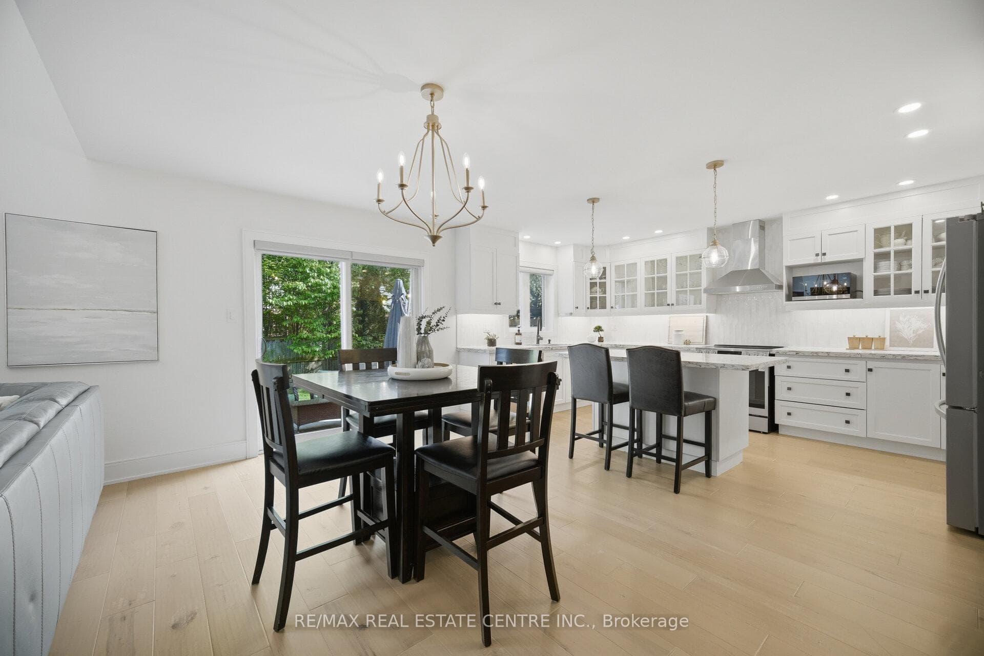 5388 Kindos Street - Detached photo 18 of 50 in Burlington, Ontario
