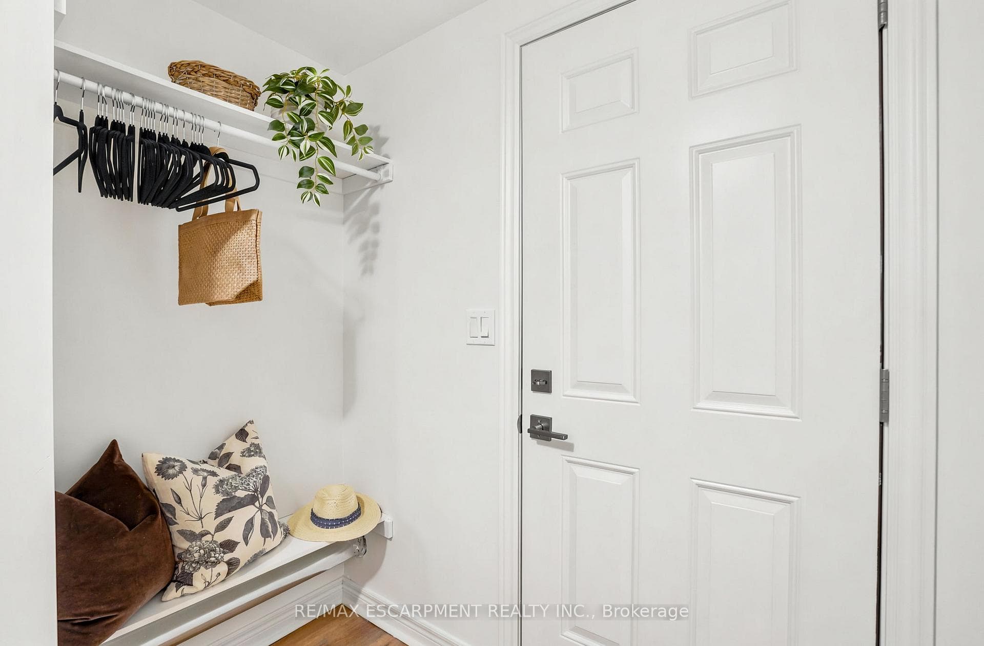 65 Mount Albion Road Unit 2 - Condo photo 5 of 47 in Hamilton, Ontario