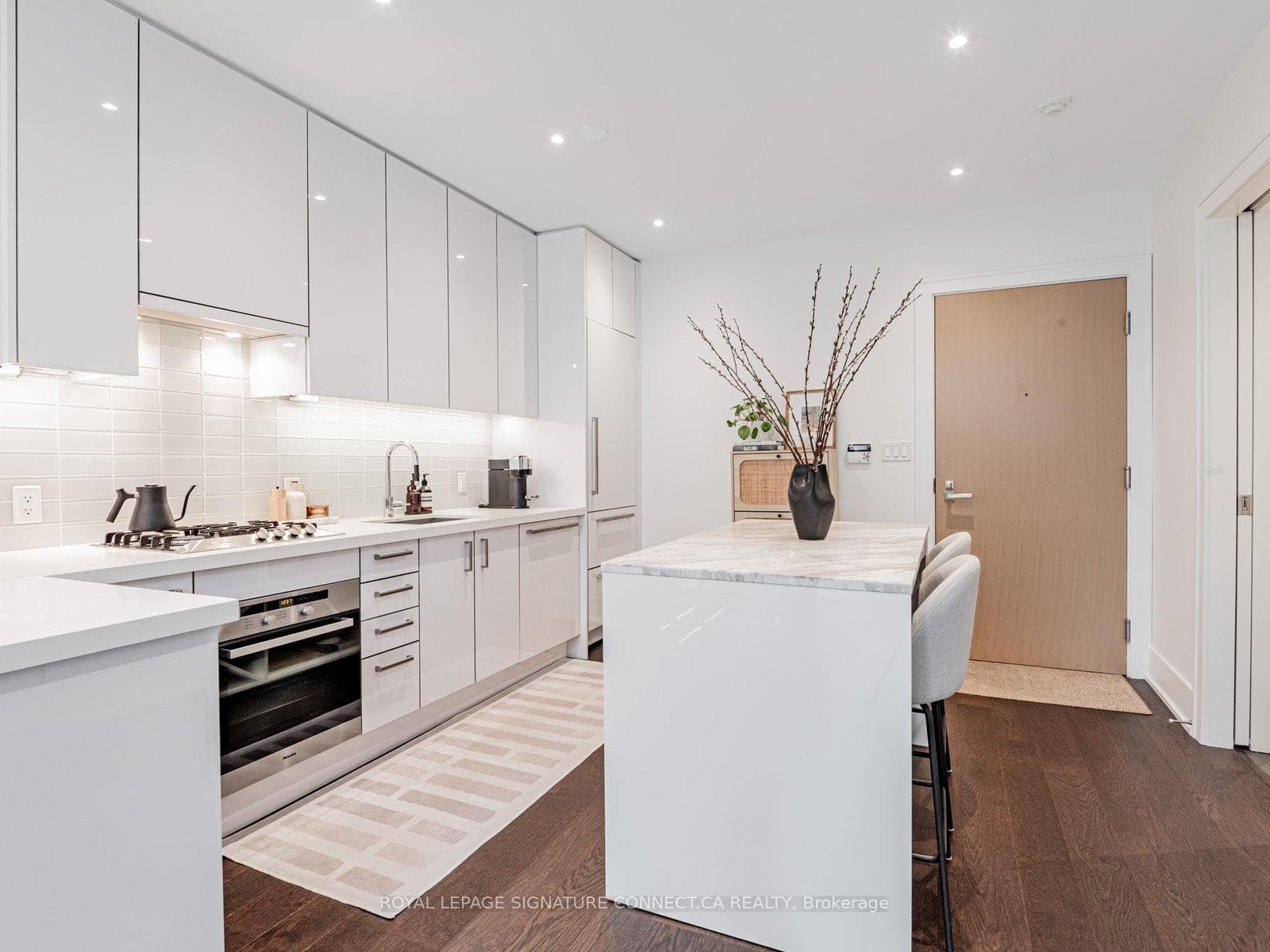 39 Queens Quay Unit TH132 - Condo photo 9 of 35 in Regent Park / Cabbagetown / St. James Town, Ontario