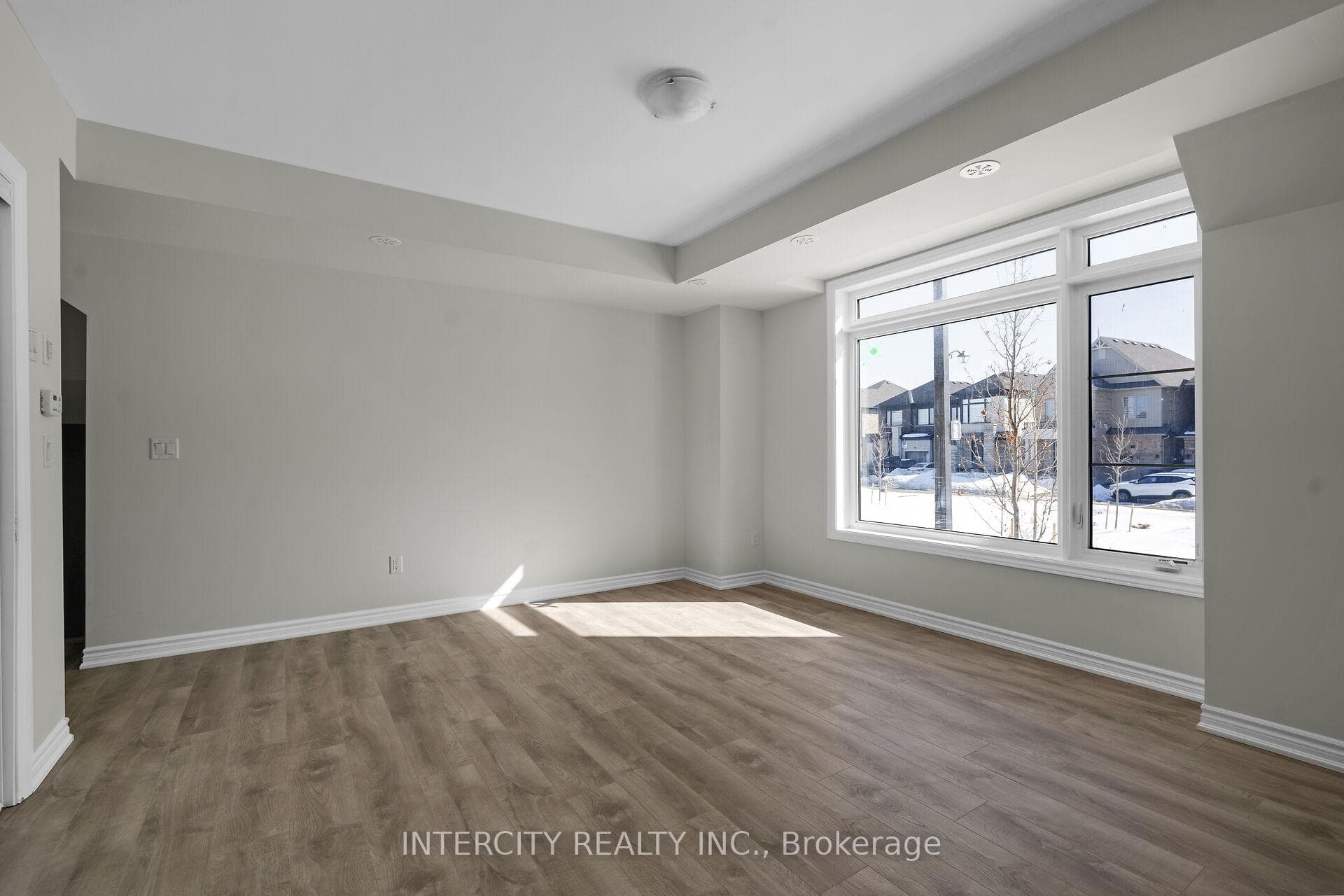 13 Vibrant Way Unit 37F - Condo photo 5 of 17 in Caledon, Ontario