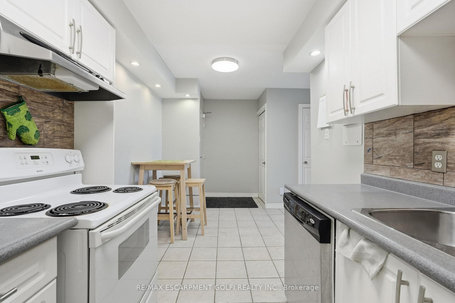 30 Summit Avenue Unit 505 - Condo photo 12 of 28 in Hamilton, Ontario