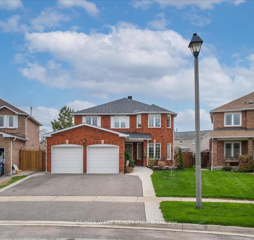 12 Berrydown Drive - Detached photo 2 of 50 in Caledon, Ontario
