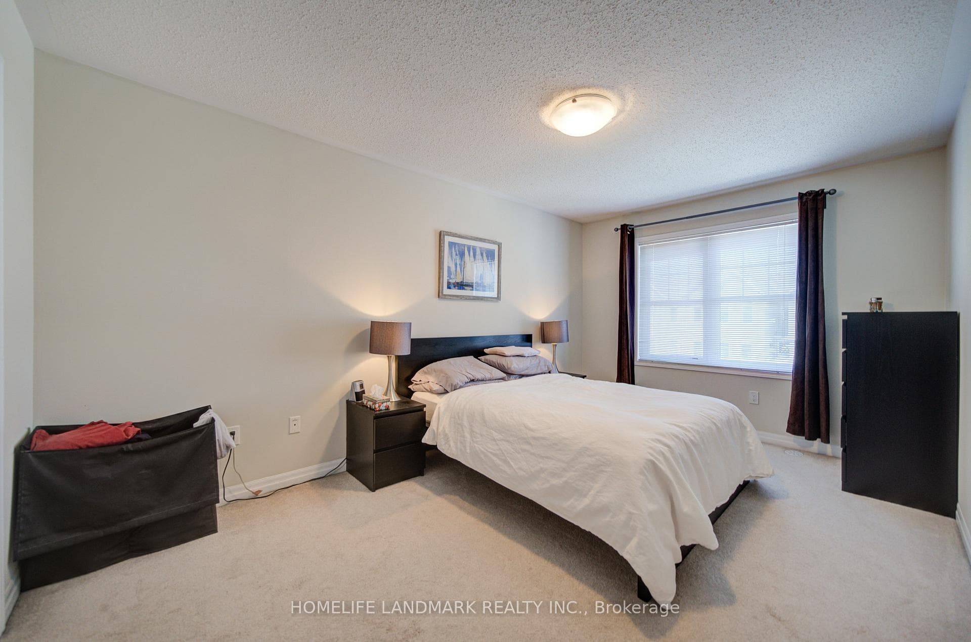 3086 Mistletoe Gardens - Townhouse photo 28 of 38 in Oakville, Ontario