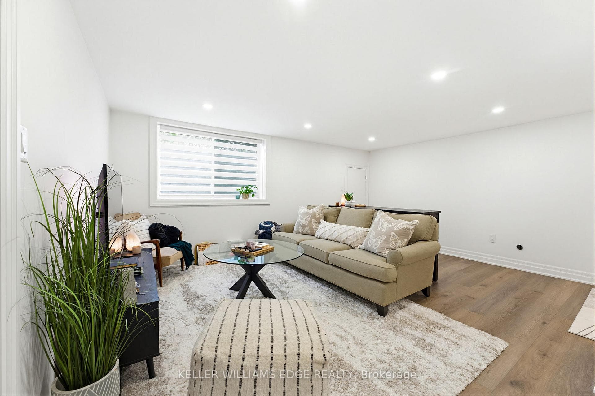 586 Woodland Avenue - Detached photo 26 of 45 in Burlington, Ontario